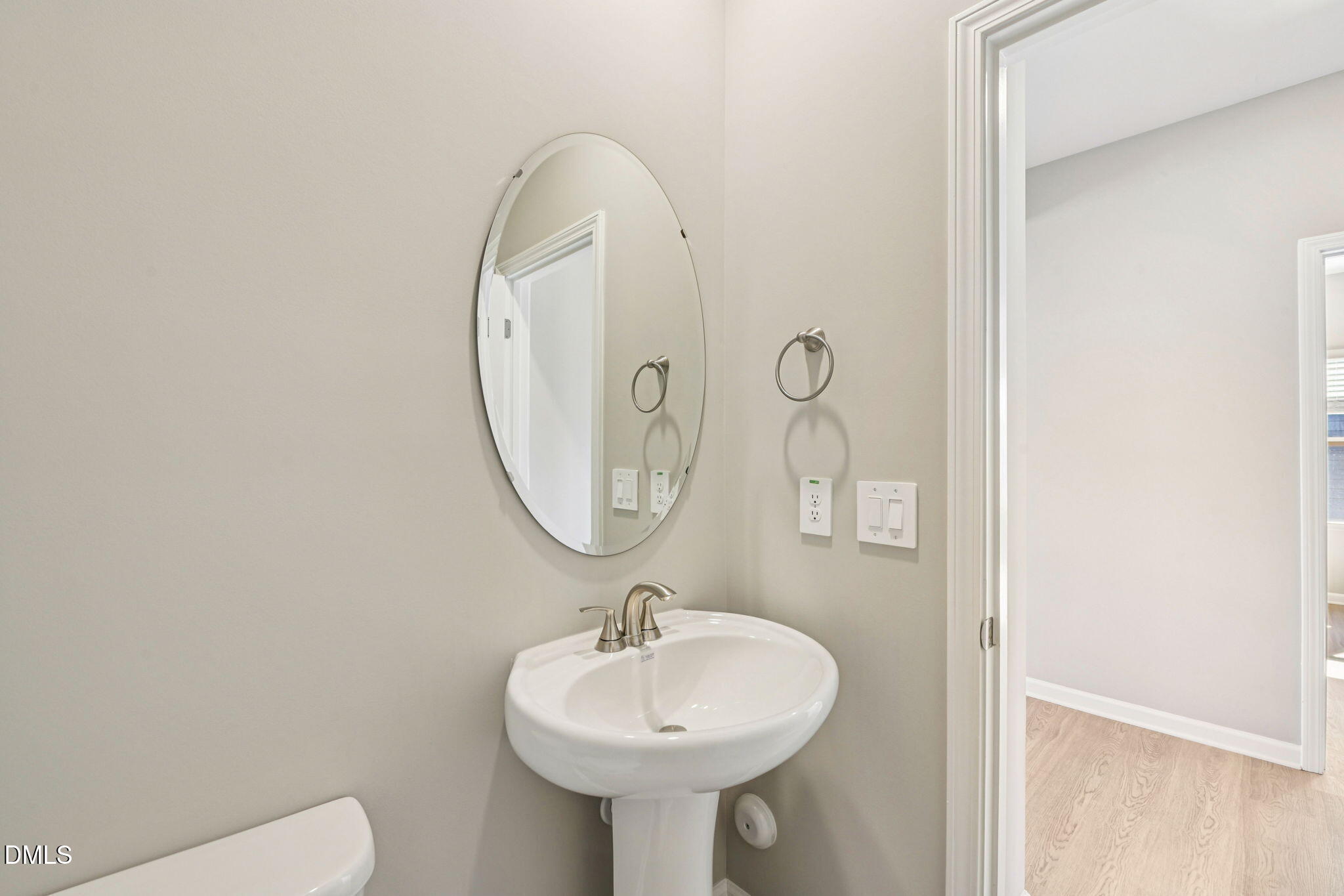 100 Stradshire Court Property Photo 26