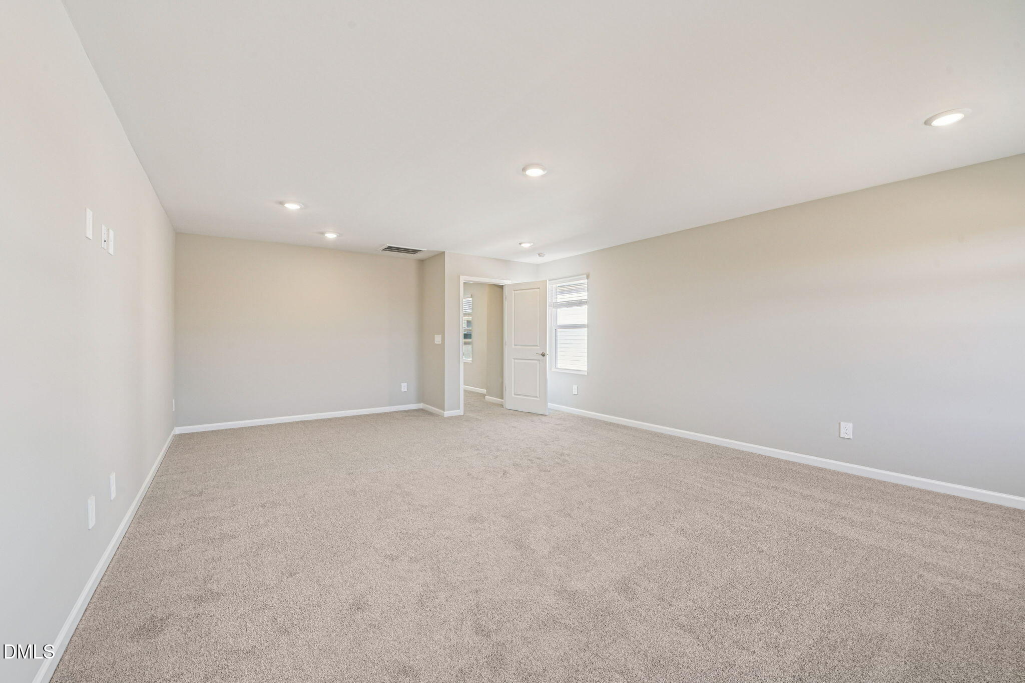 100 Stradshire Court Property Photo 31