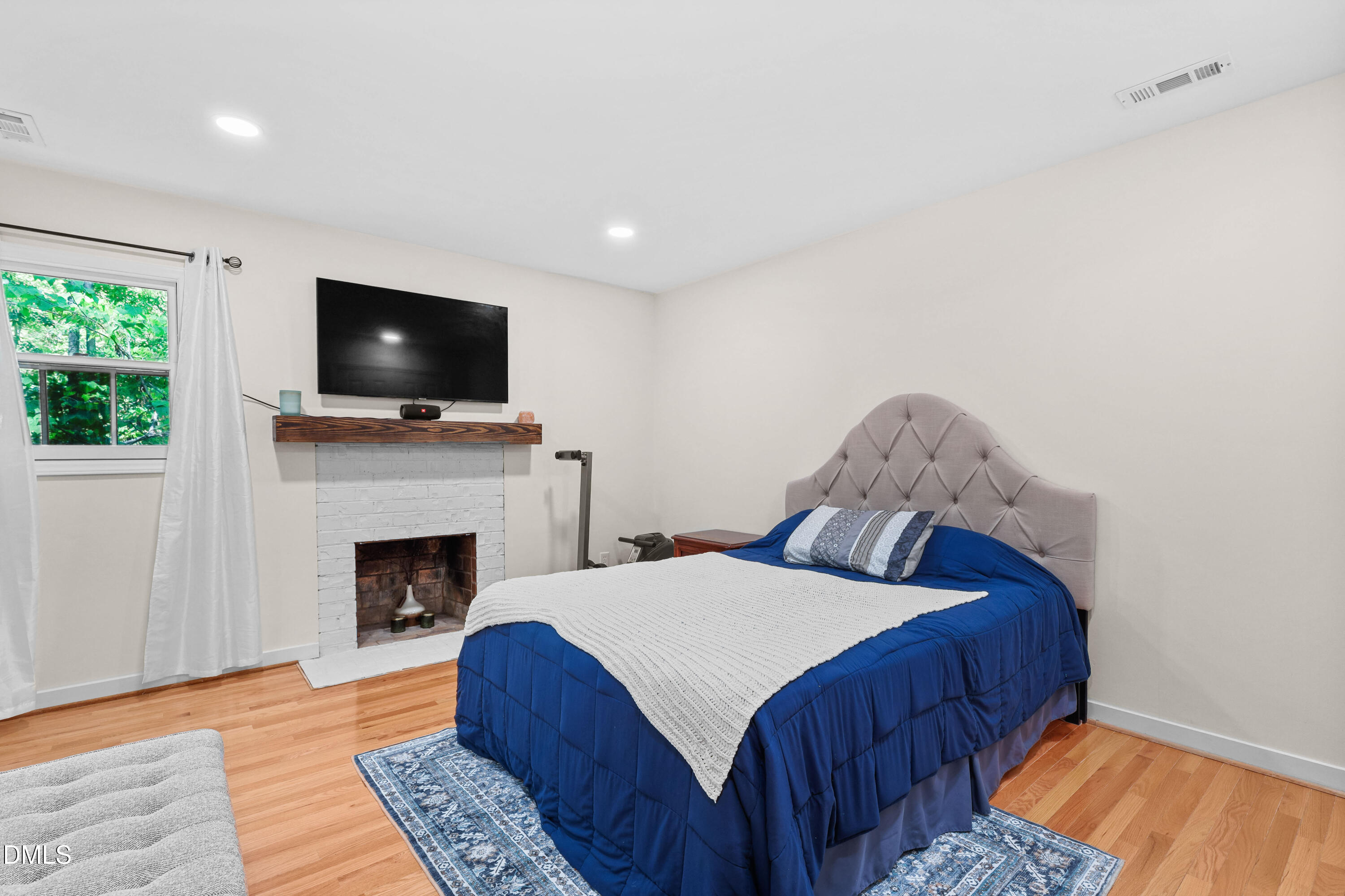 620 Arlington Property Photo 15