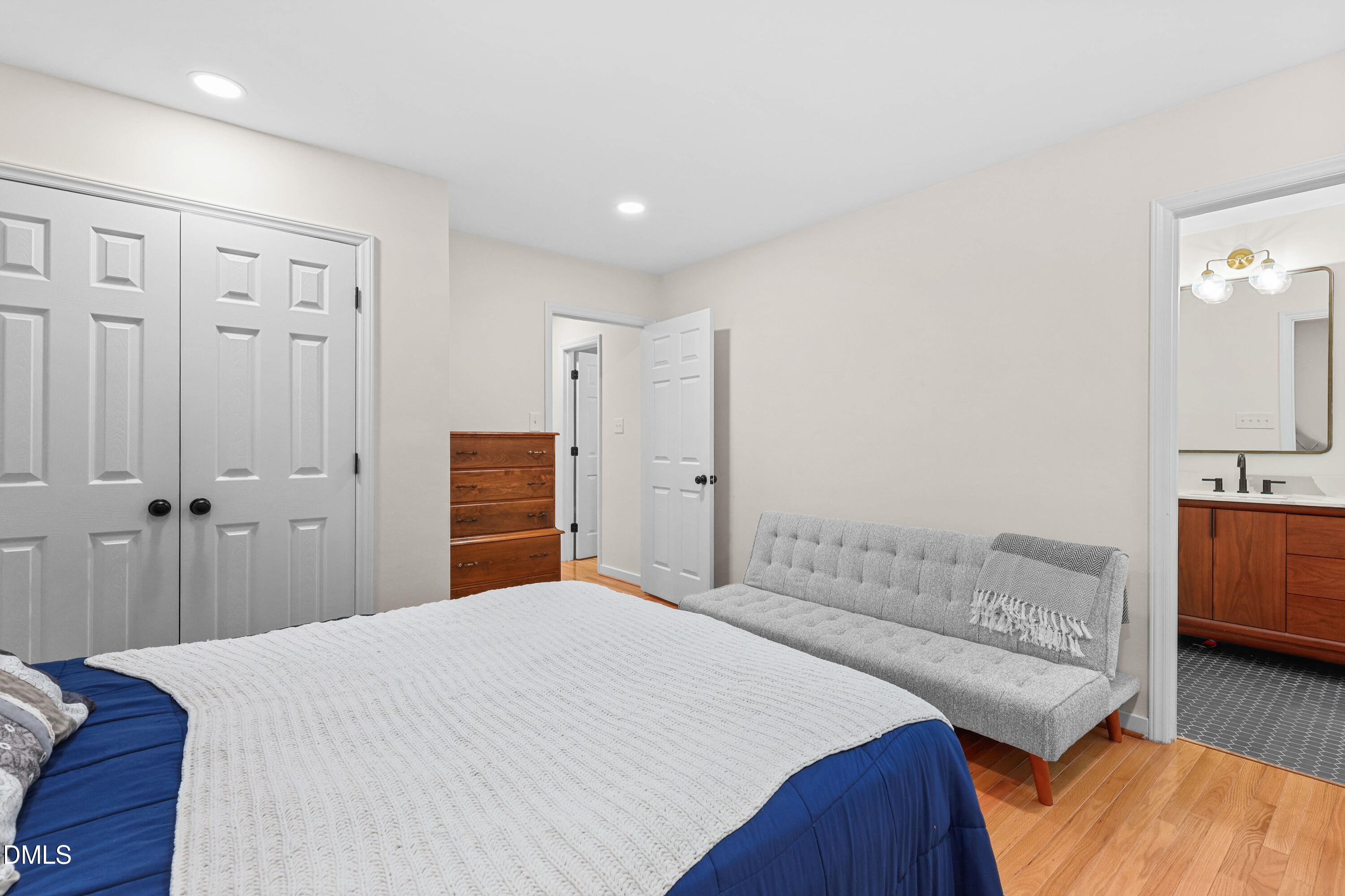 620 Arlington Property Photo 17