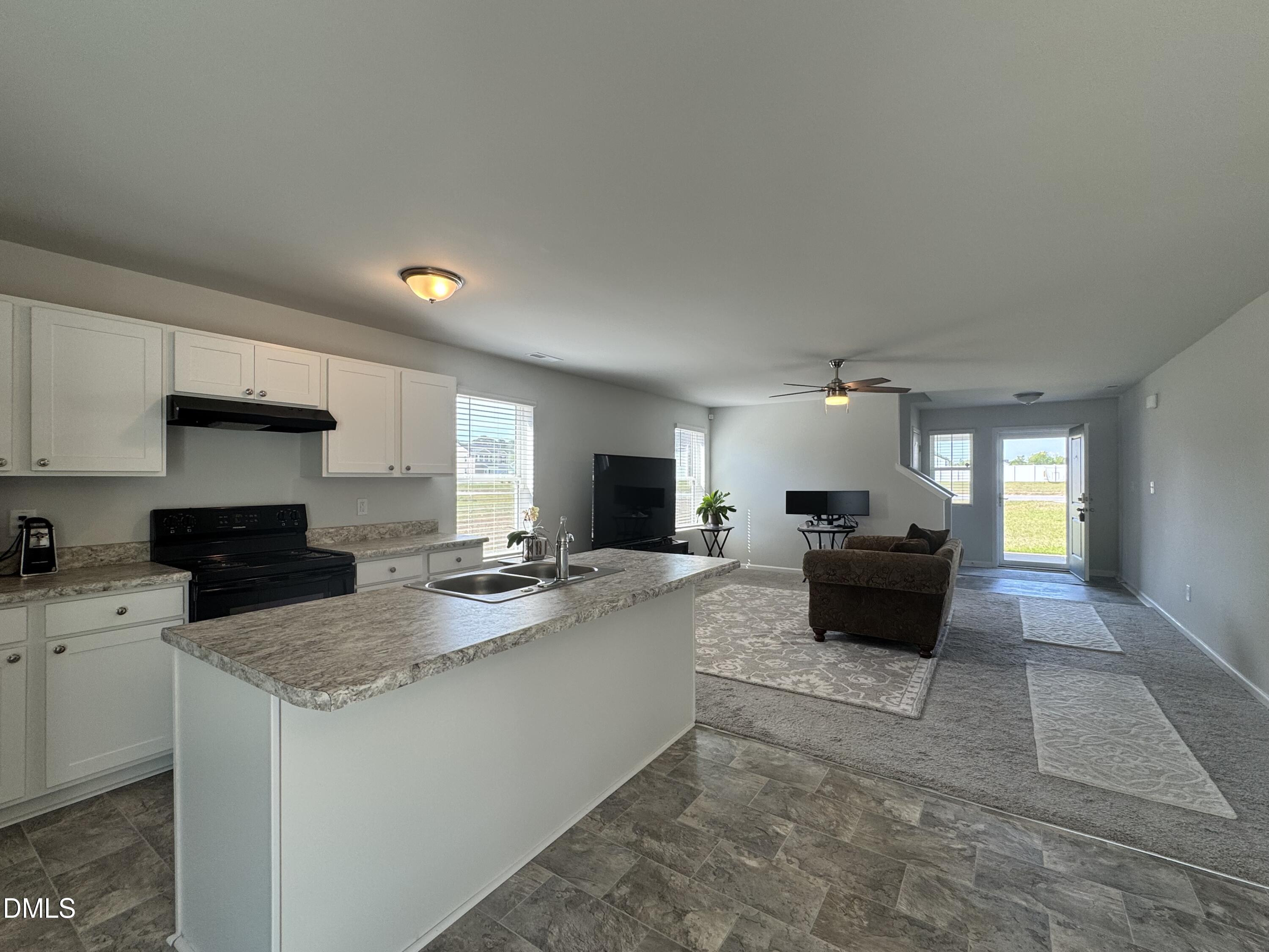 72 Betty Ann Street Property Photo 4