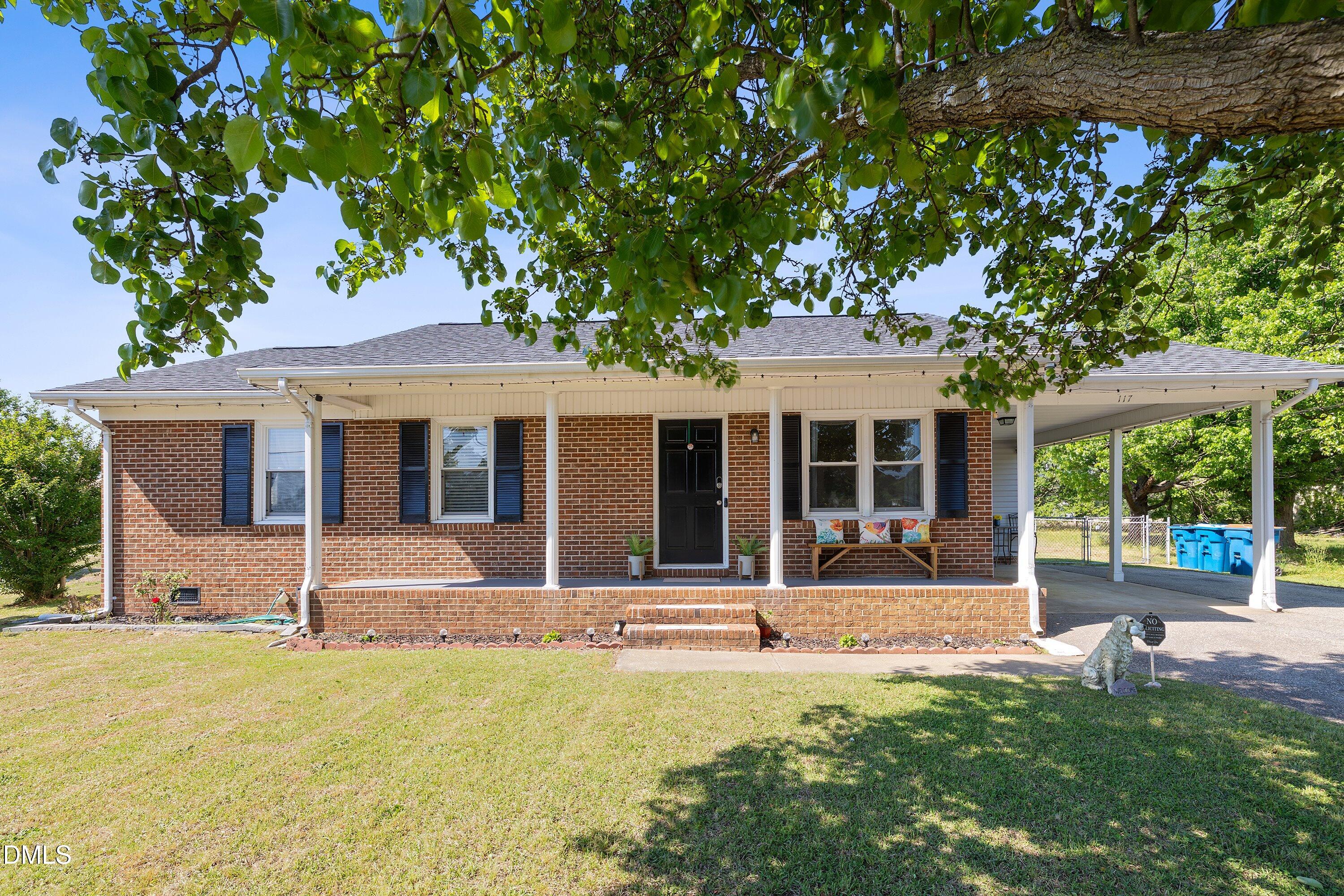 117 Holly Avenue Property Photo 1