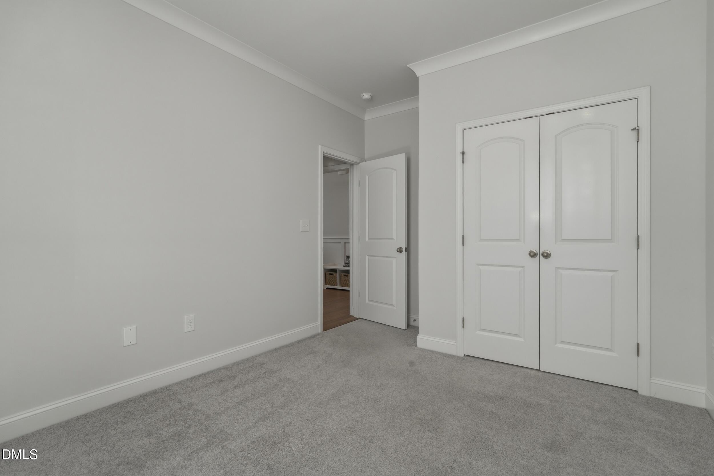 386 Howards Crossing Drive Property Photo 16