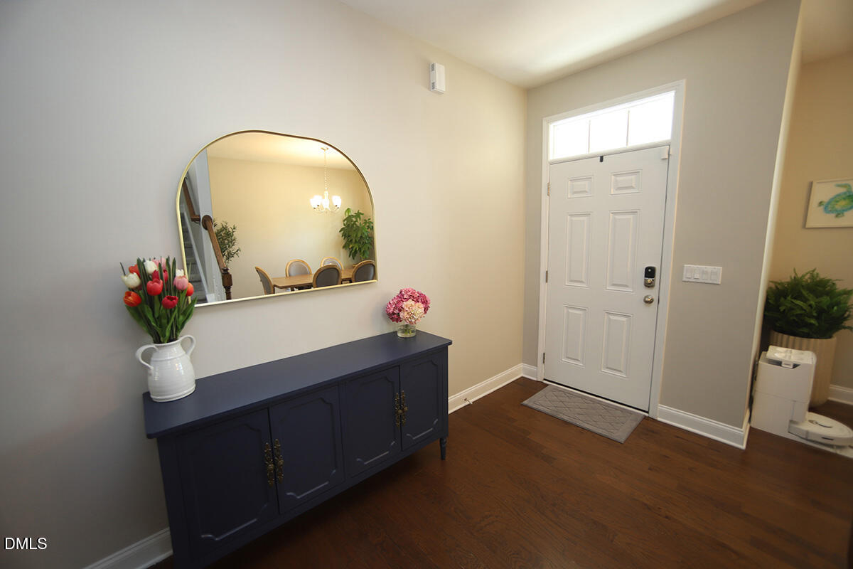 2909 Long Meadow Lane Property Photo 5