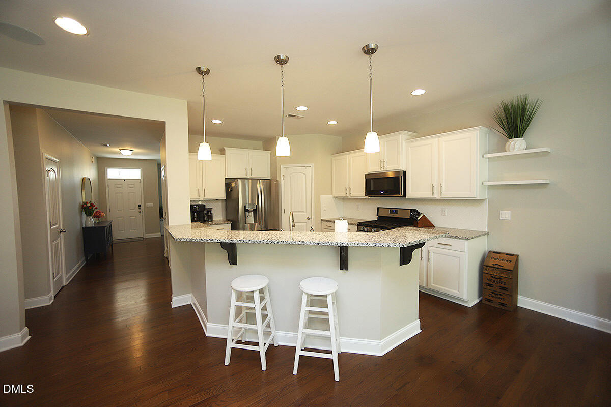 2909 Long Meadow Lane Property Photo 8