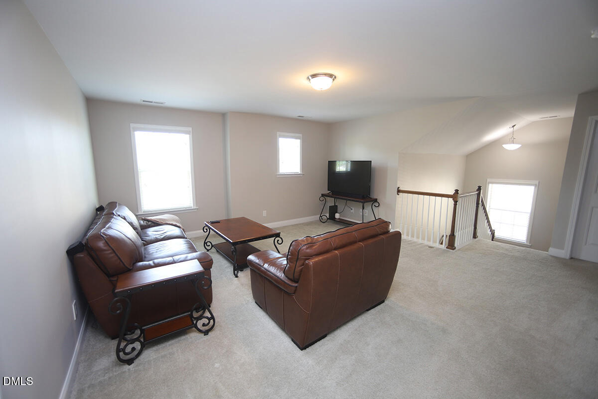 2909 Long Meadow Lane Property Photo 18