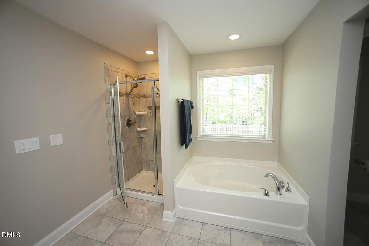 2909 Long Meadow Lane Property Photo 21