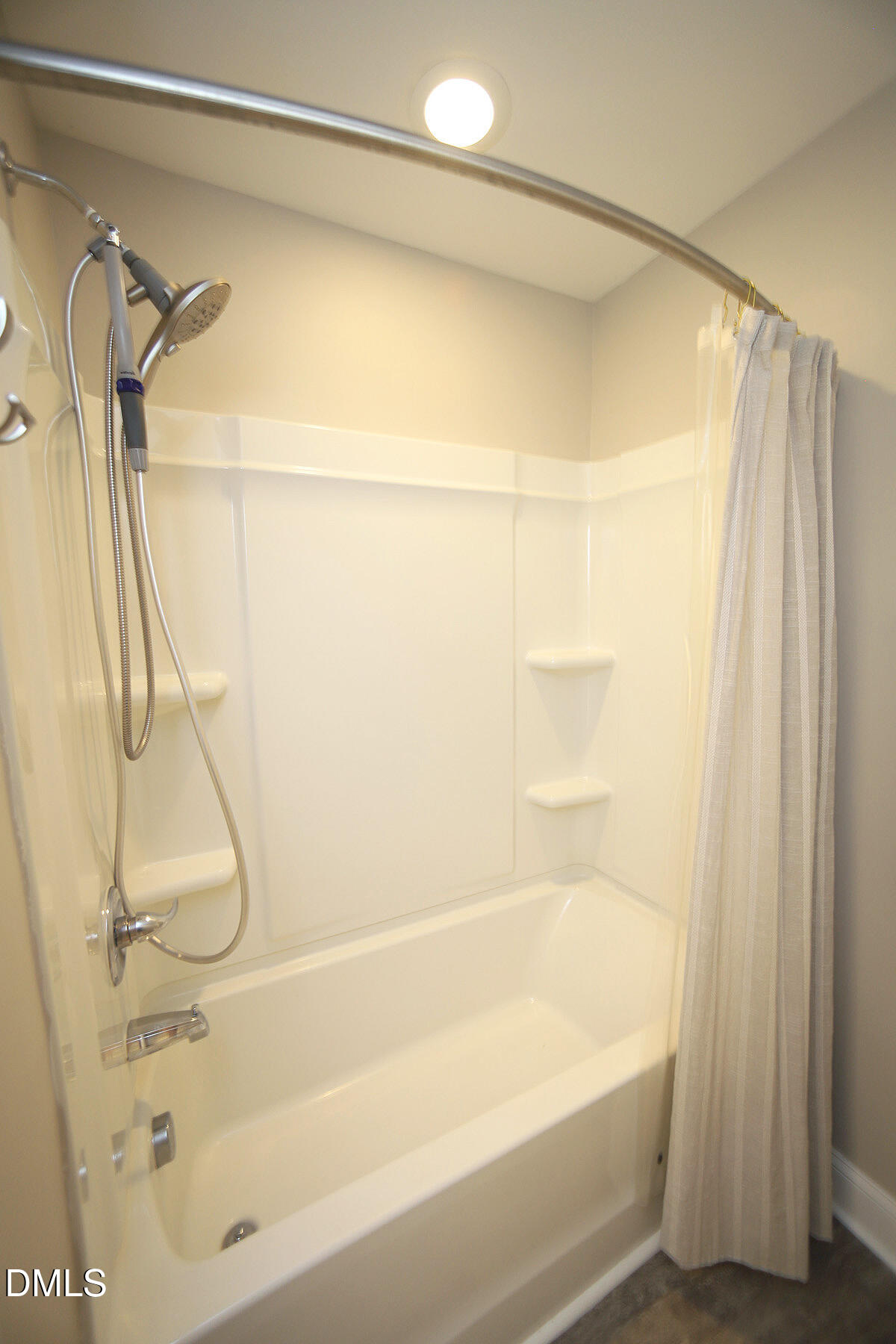 2909 Long Meadow Lane Property Photo 28