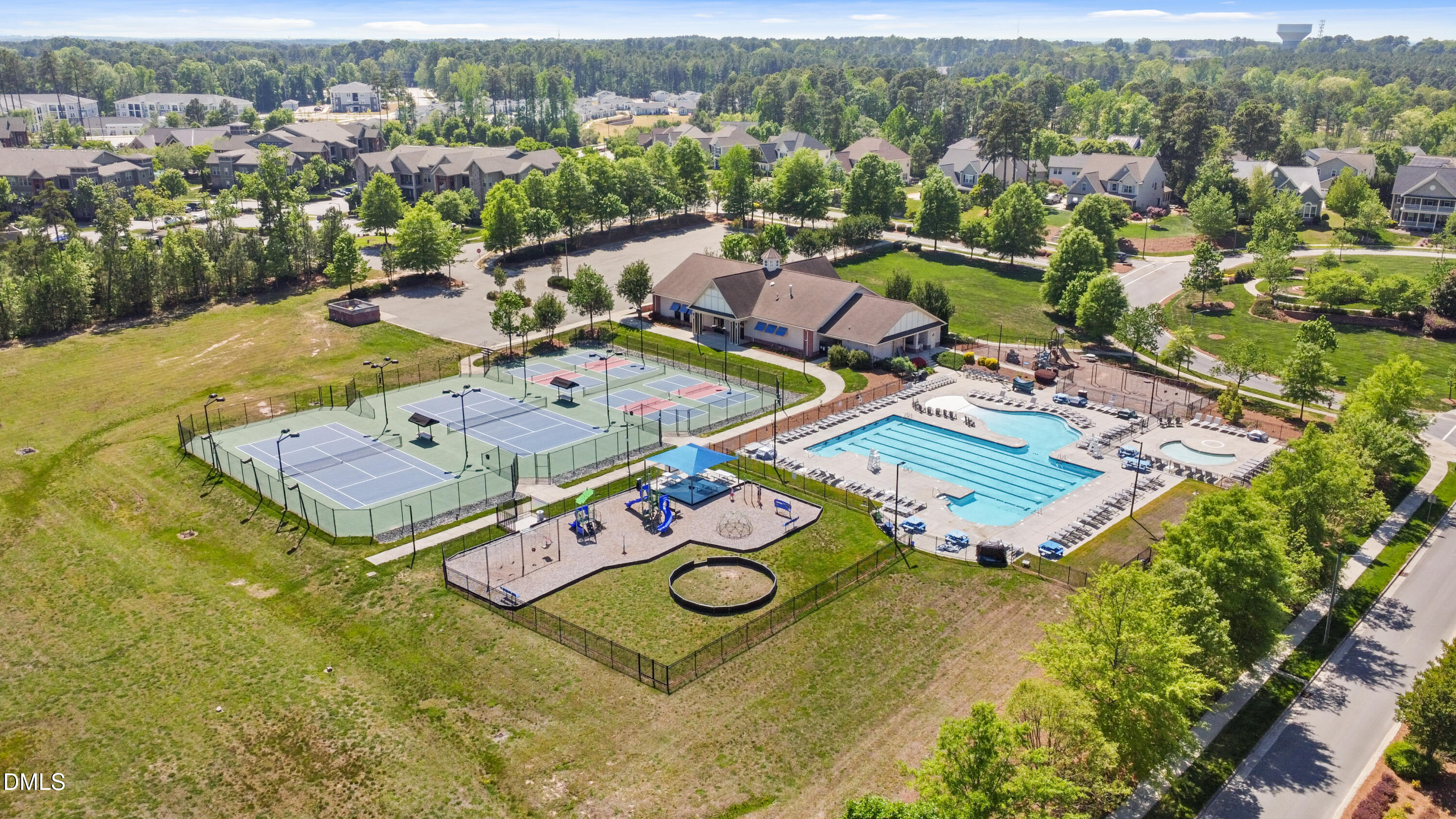 2909 Long Meadow Lane Property Photo 42