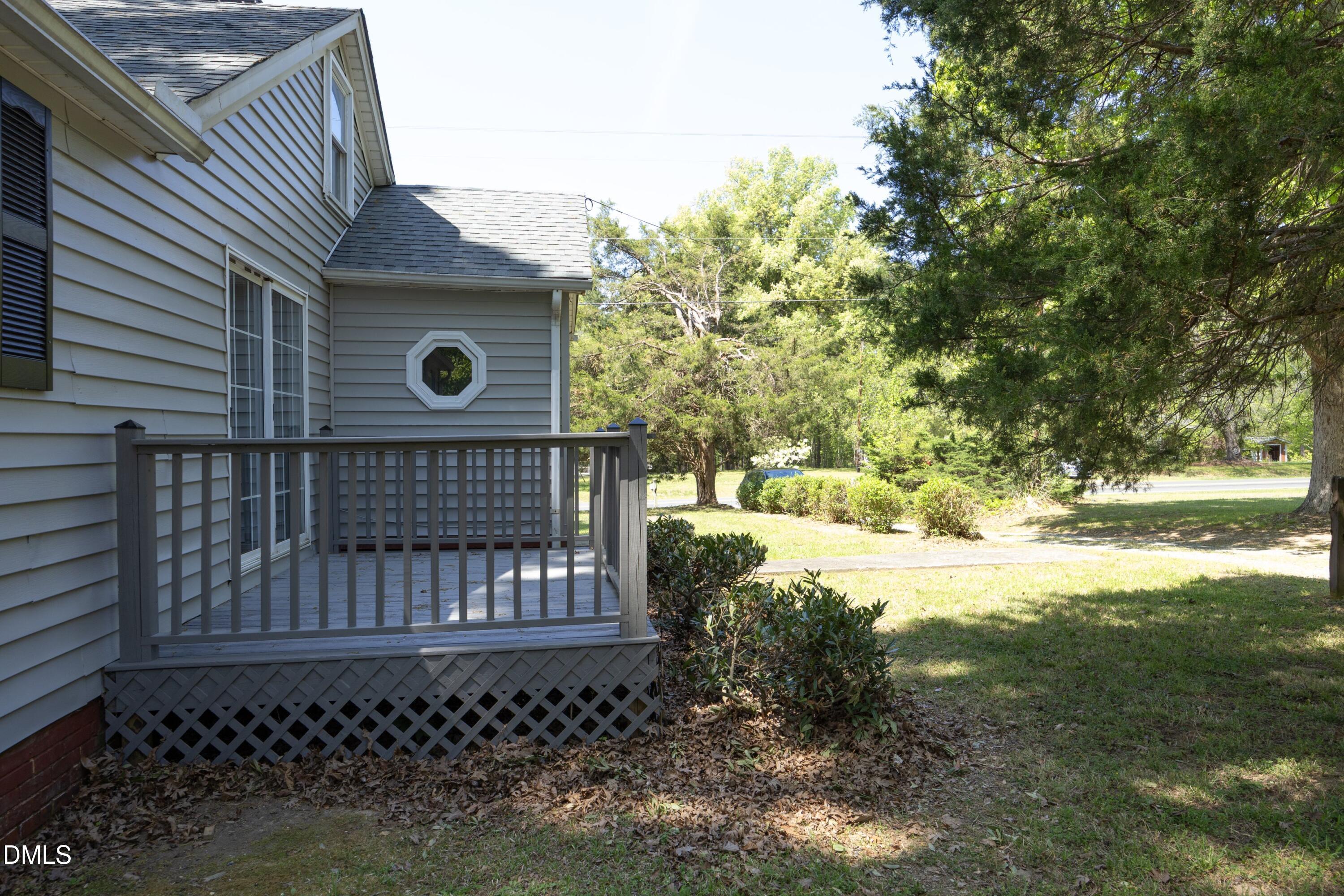 2490 Freshwater Road Property Photo 16