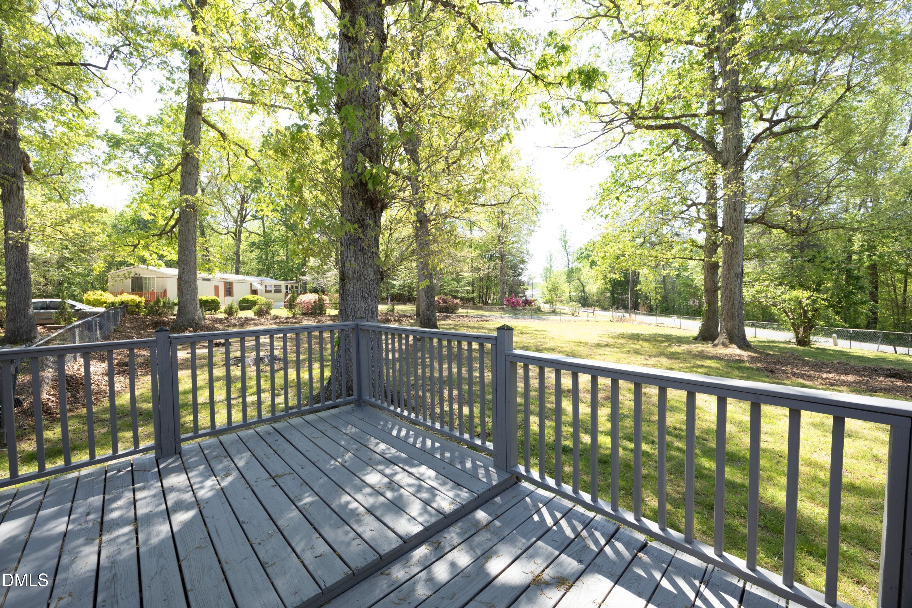 2490 Freshwater Road Property Photo 18