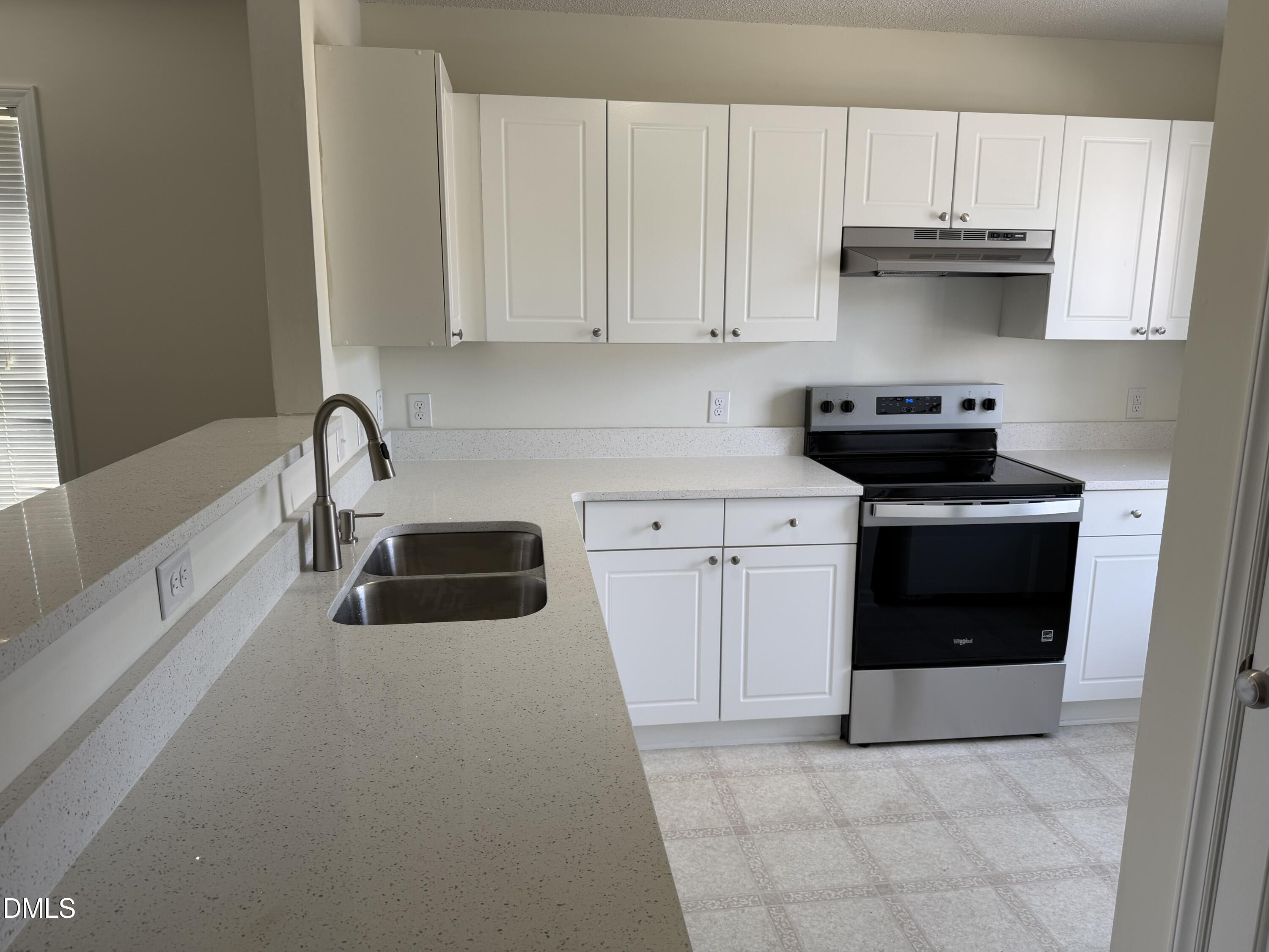 5742 Osprey Cove Drive Property Photo 4