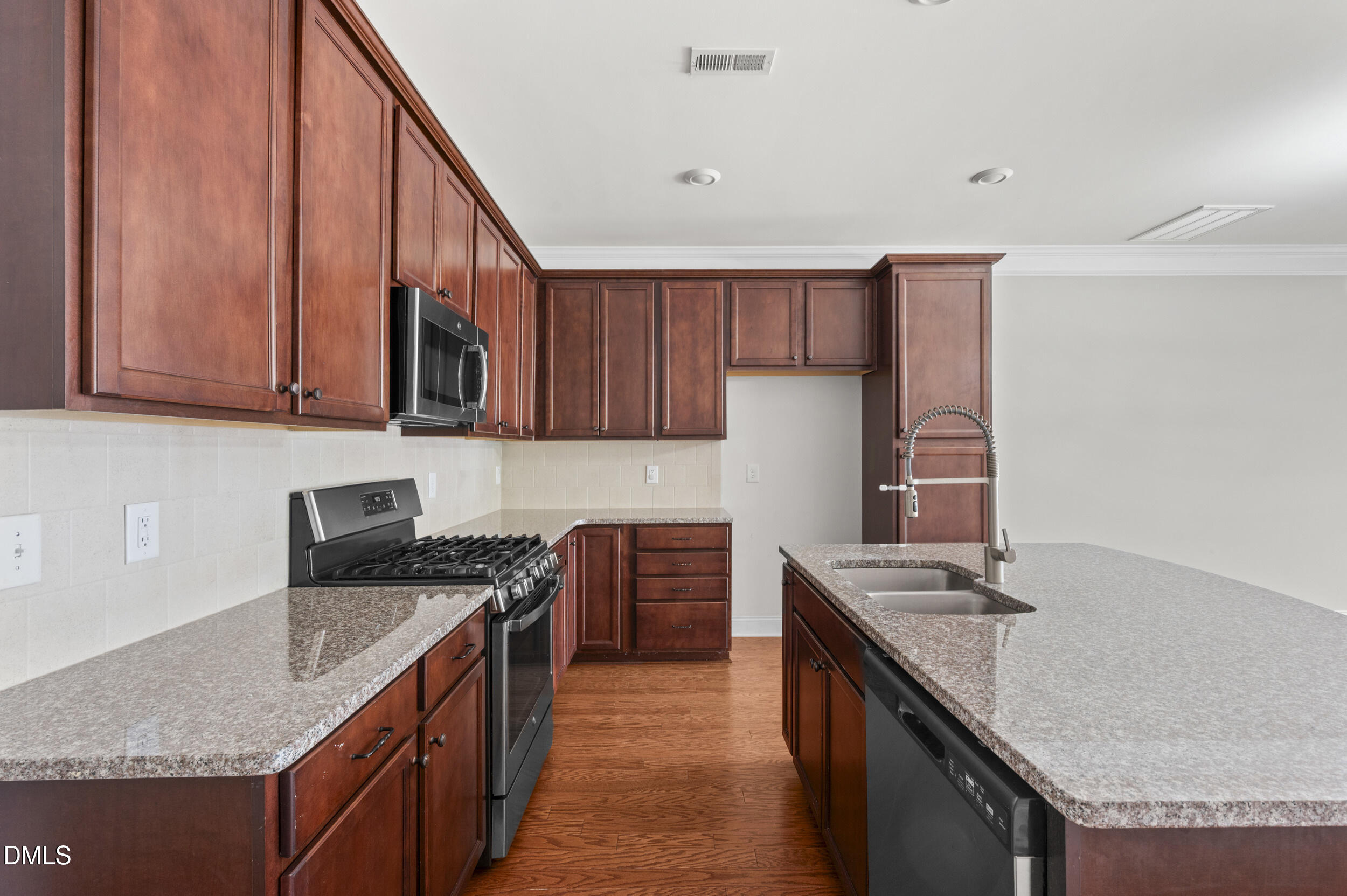 1029 Arbor Edge Lane Property Photo 7