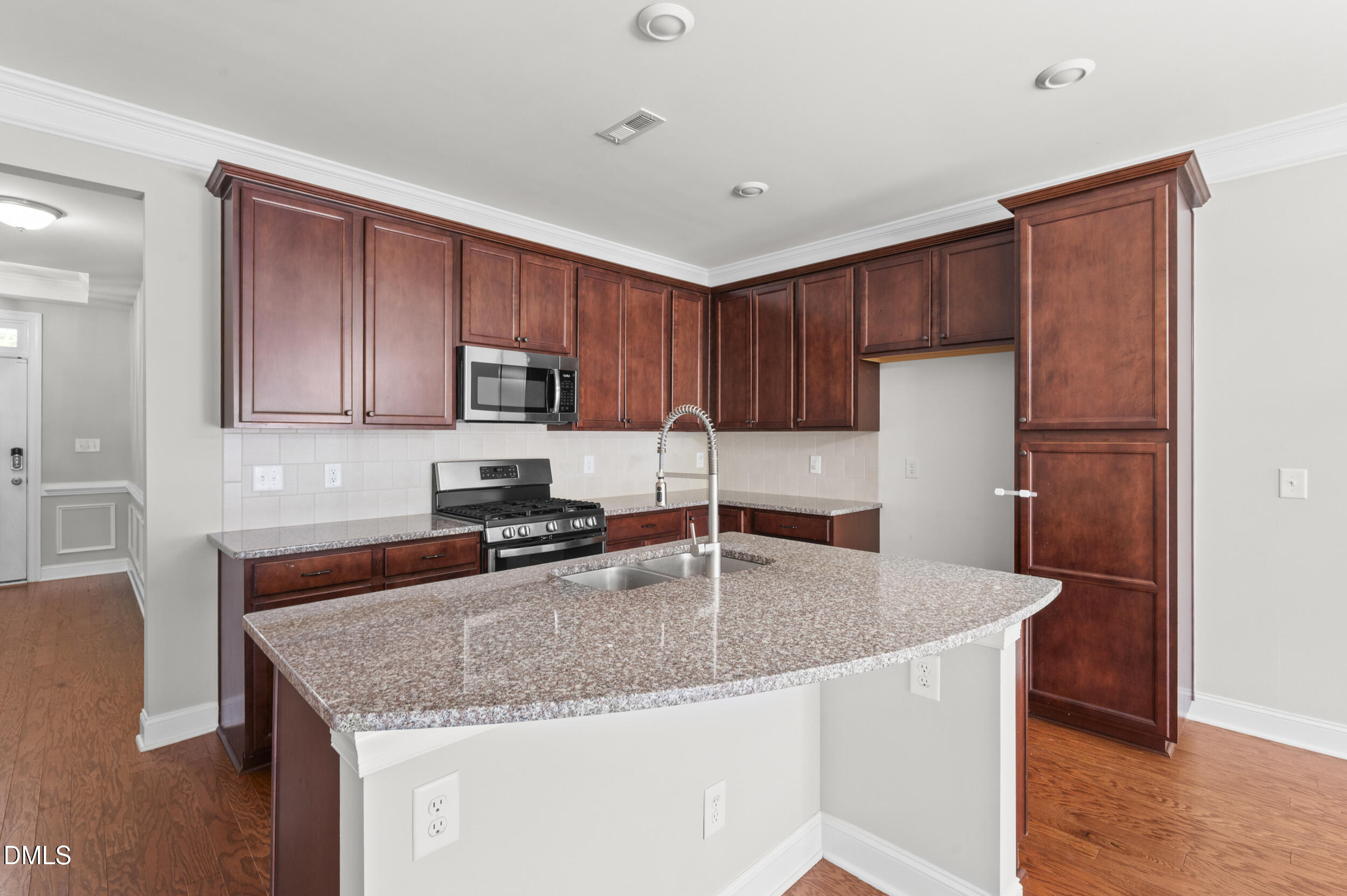 1029 Arbor Edge Lane Property Photo 8