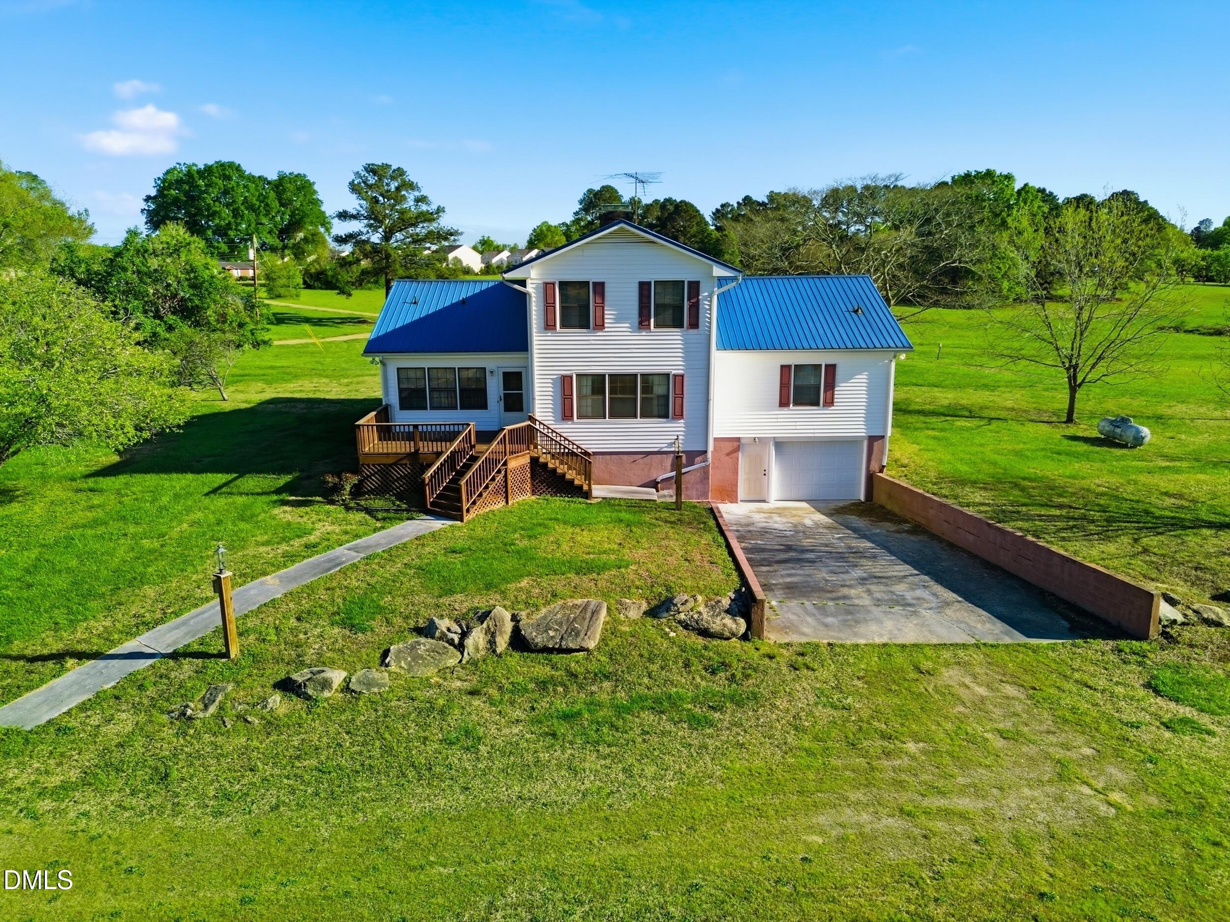 1032, 1036 Water Plant Road Property Photo 5
