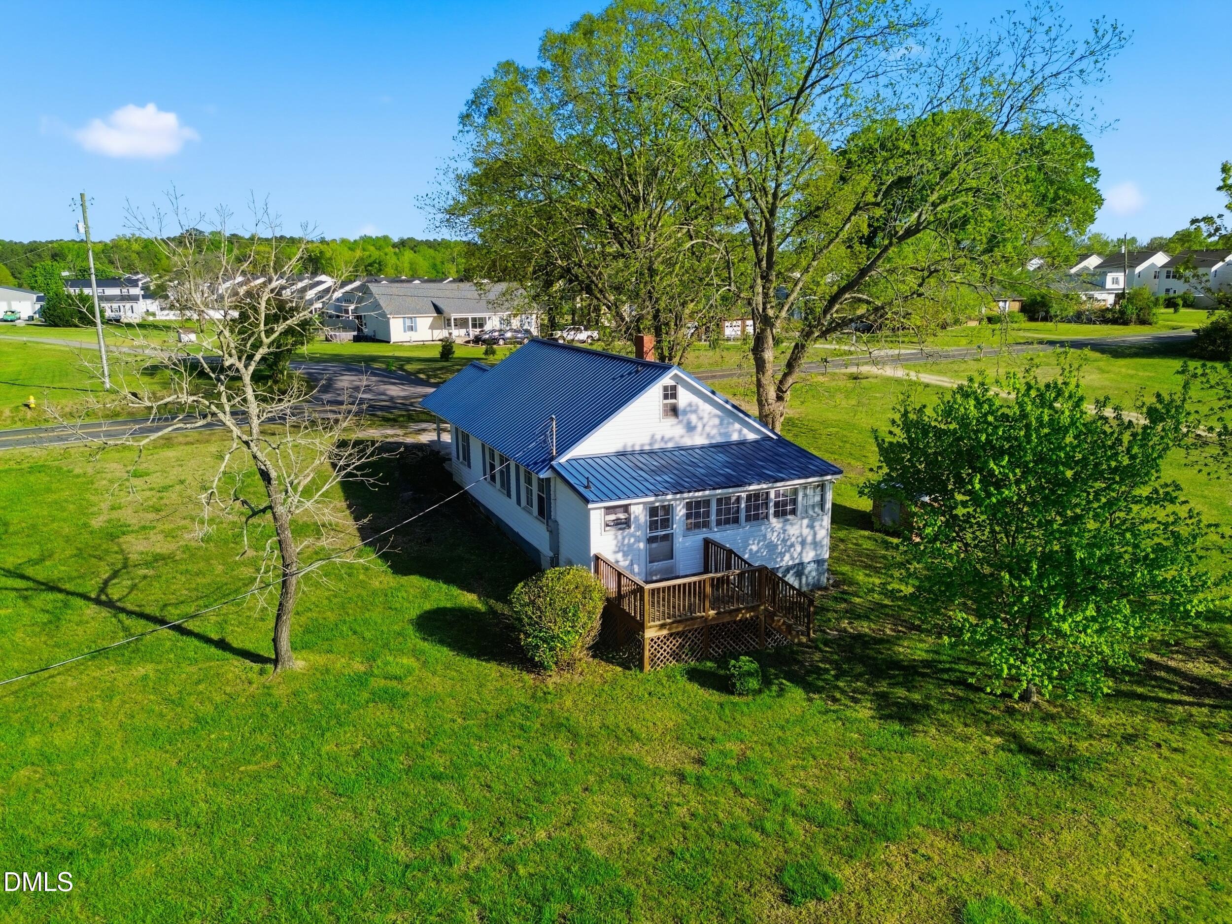 1032, 1036 Water Plant Road Property Photo 6