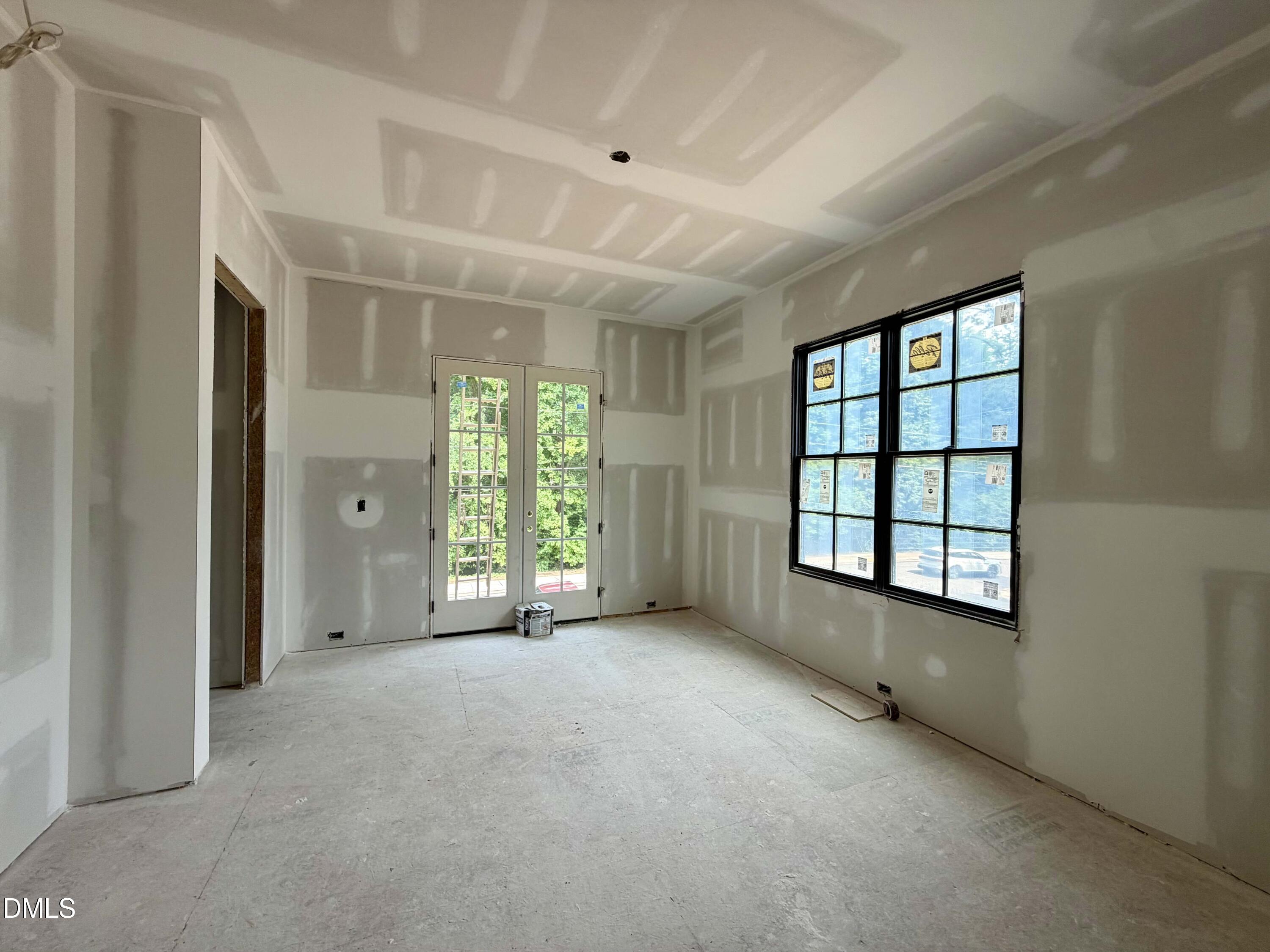 2123 Dunhill Drive Property Photo 7
