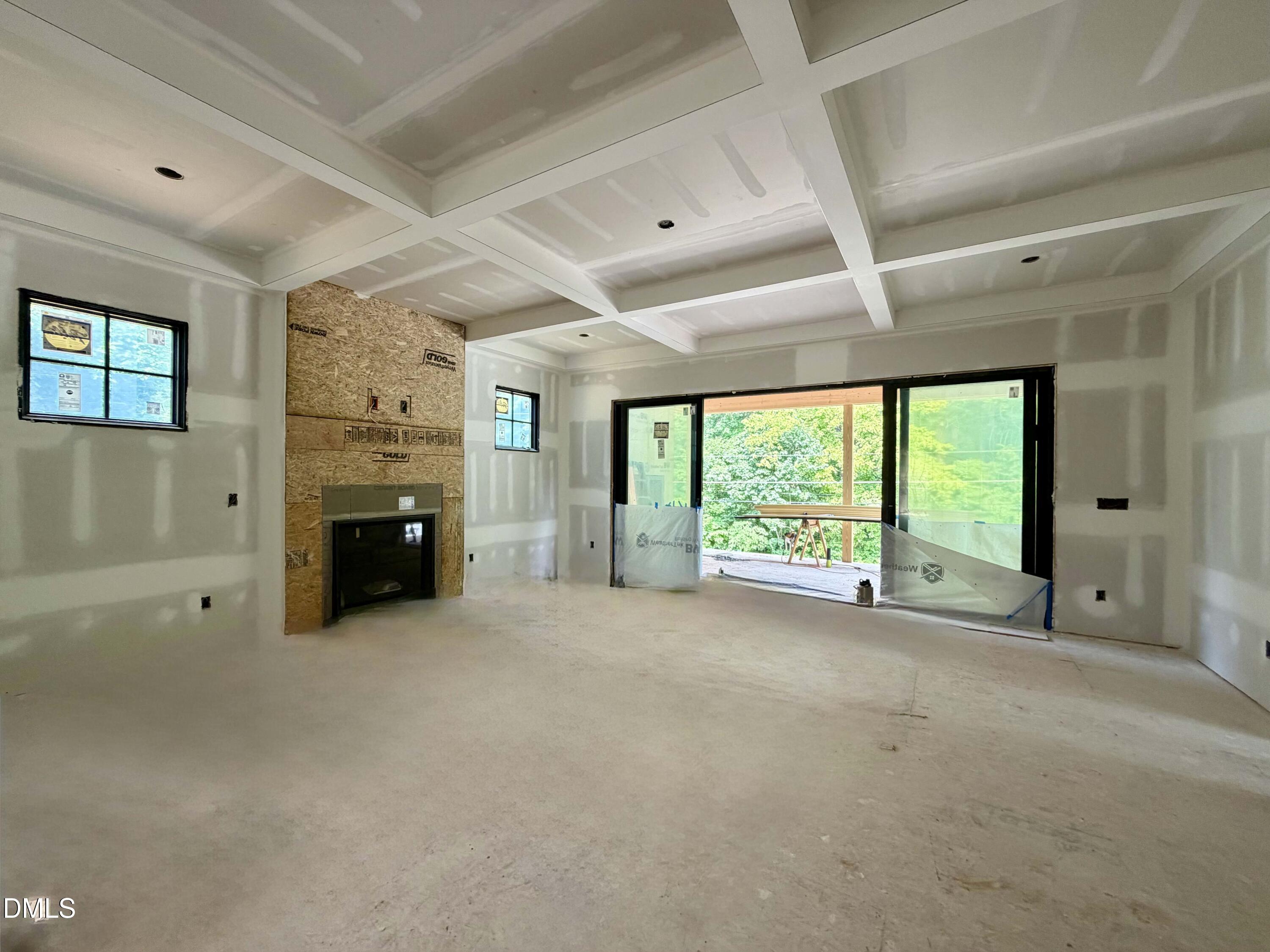 2123 Dunhill Drive Property Photo 9
