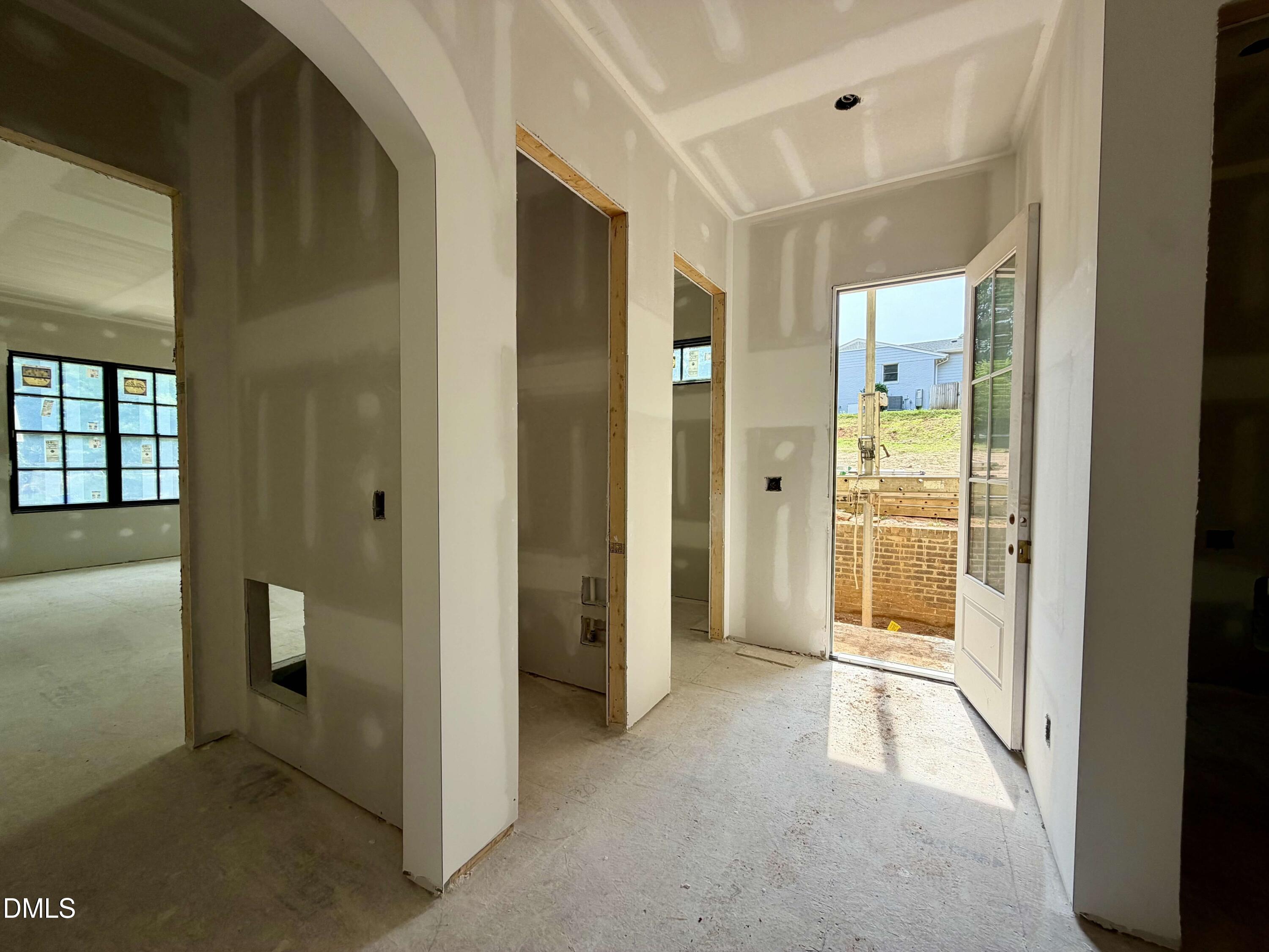 2123 Dunhill Drive Property Photo 19