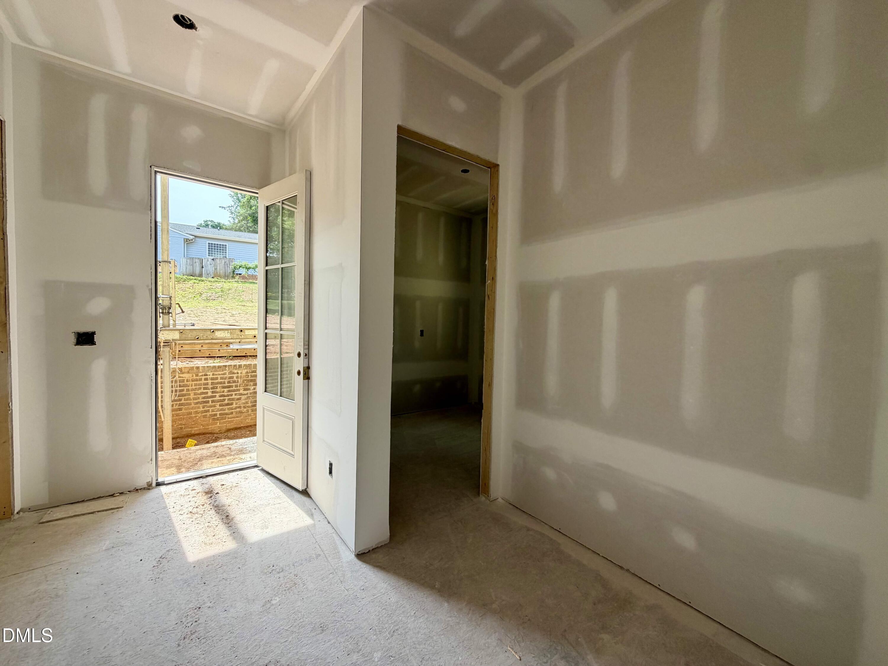 2123 Dunhill Drive Property Photo 21