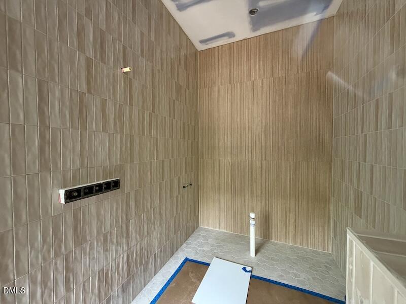 2123 Dunhill Drive Property Photo 30