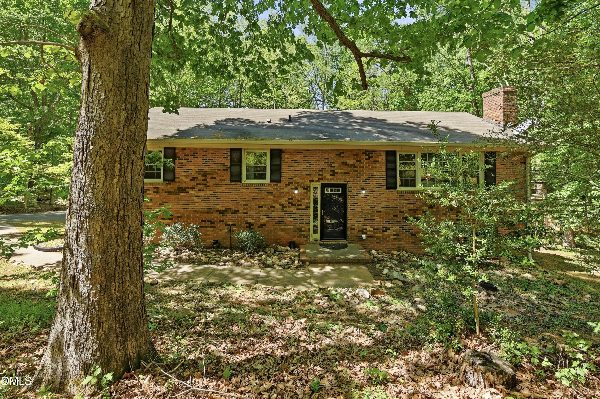 7811 Buckhorn Road Property Photo 1