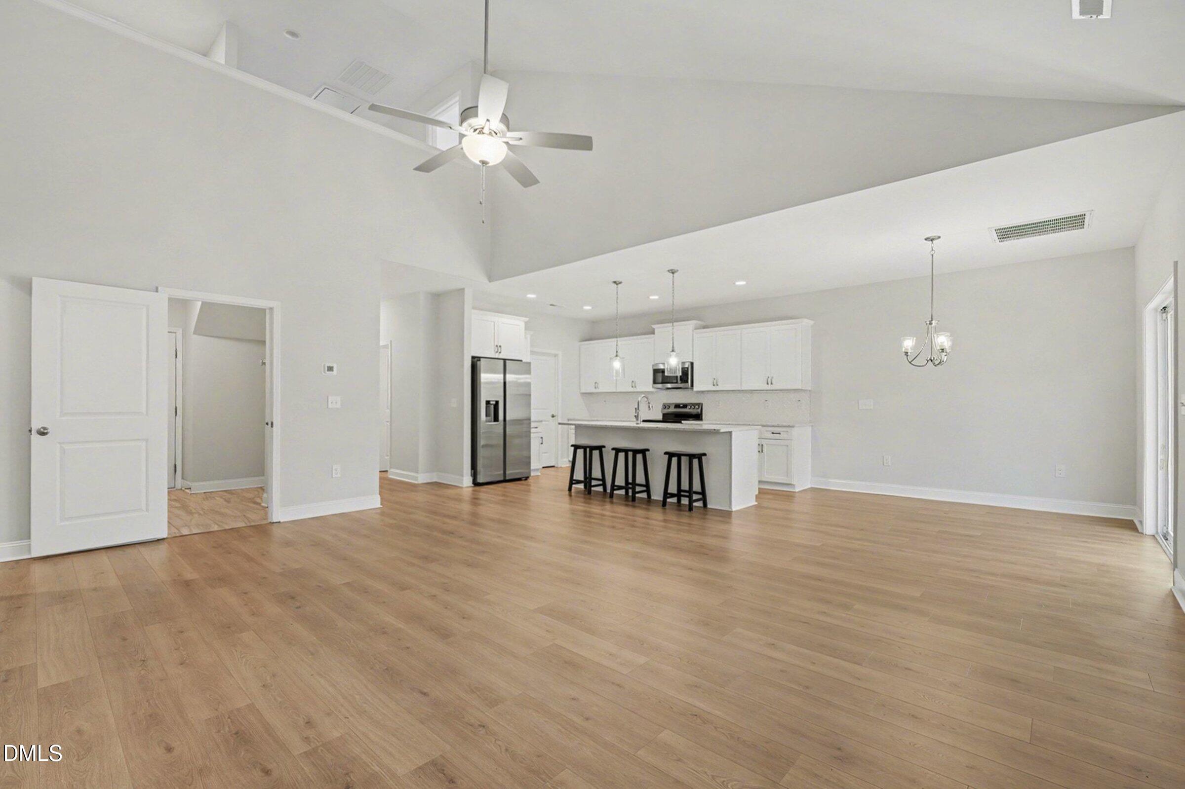 2815 Lemuel Black Road Property Photo 14