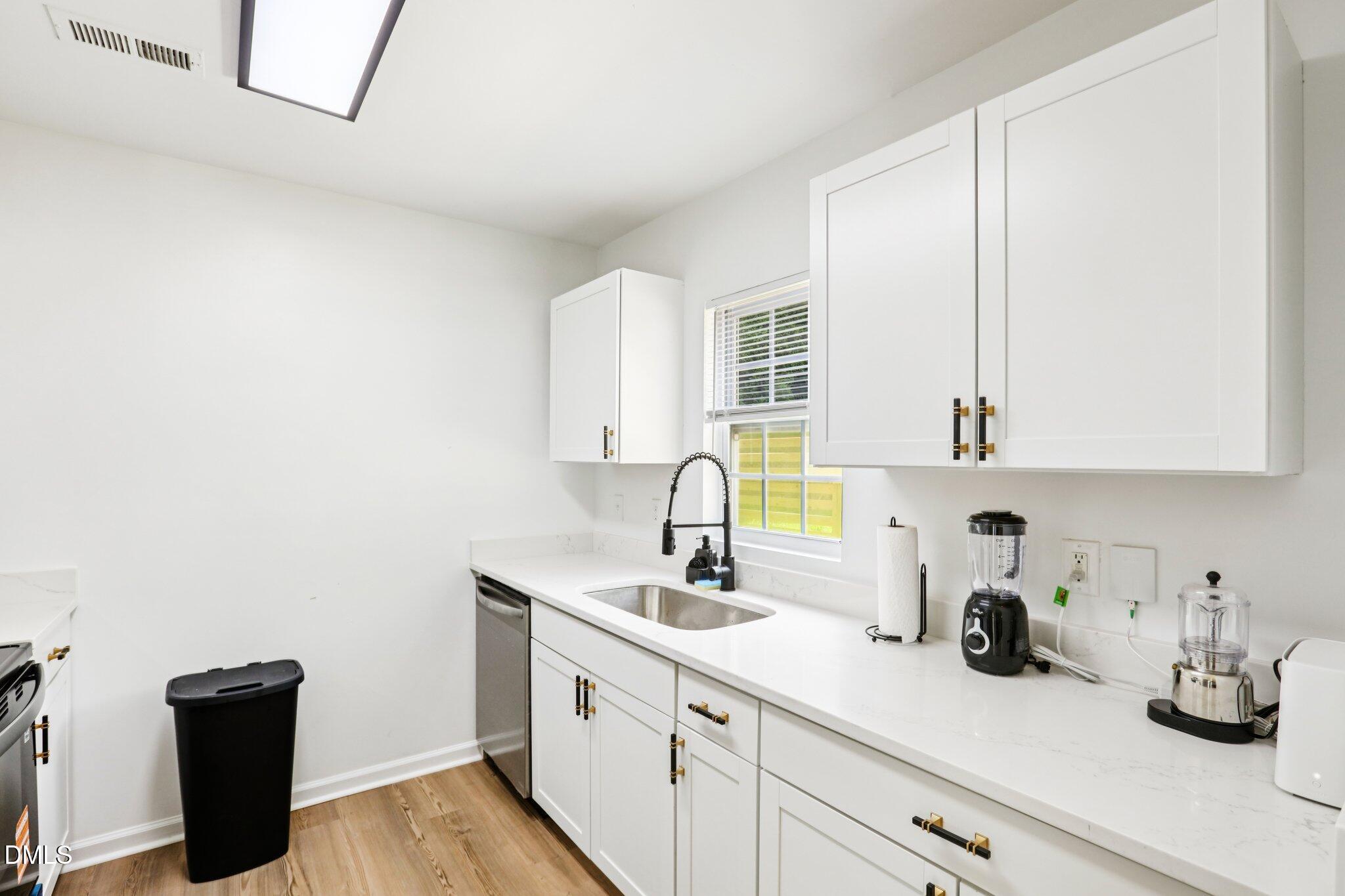 1349 Crabtree Boulevard Property Photo 14