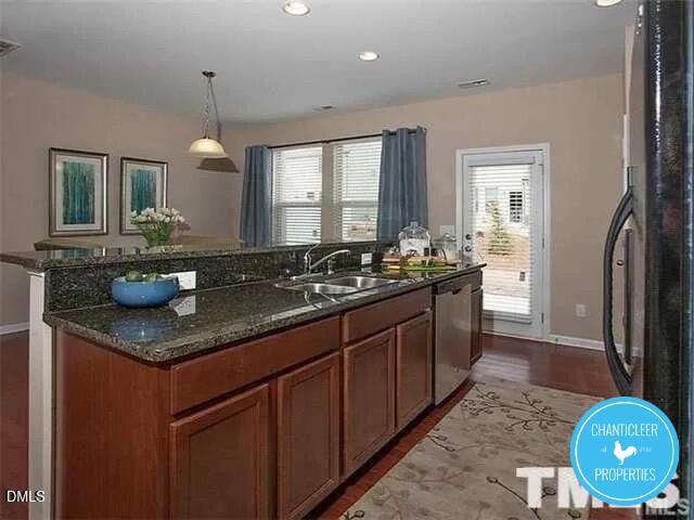 123 Phantom Lane Property Photo 4