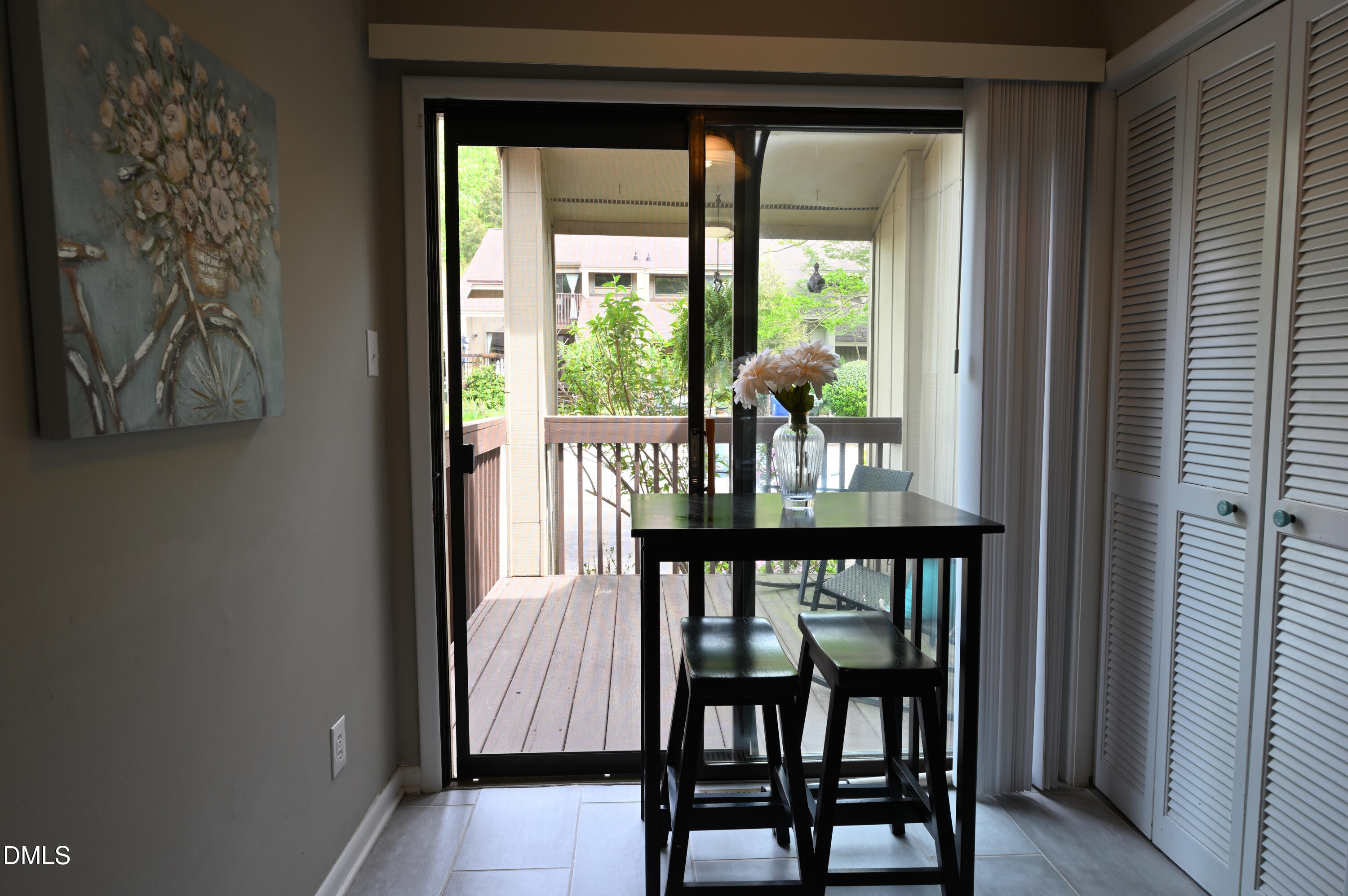 4100 Five Oaks Drive Unit 39 Property Photo 6