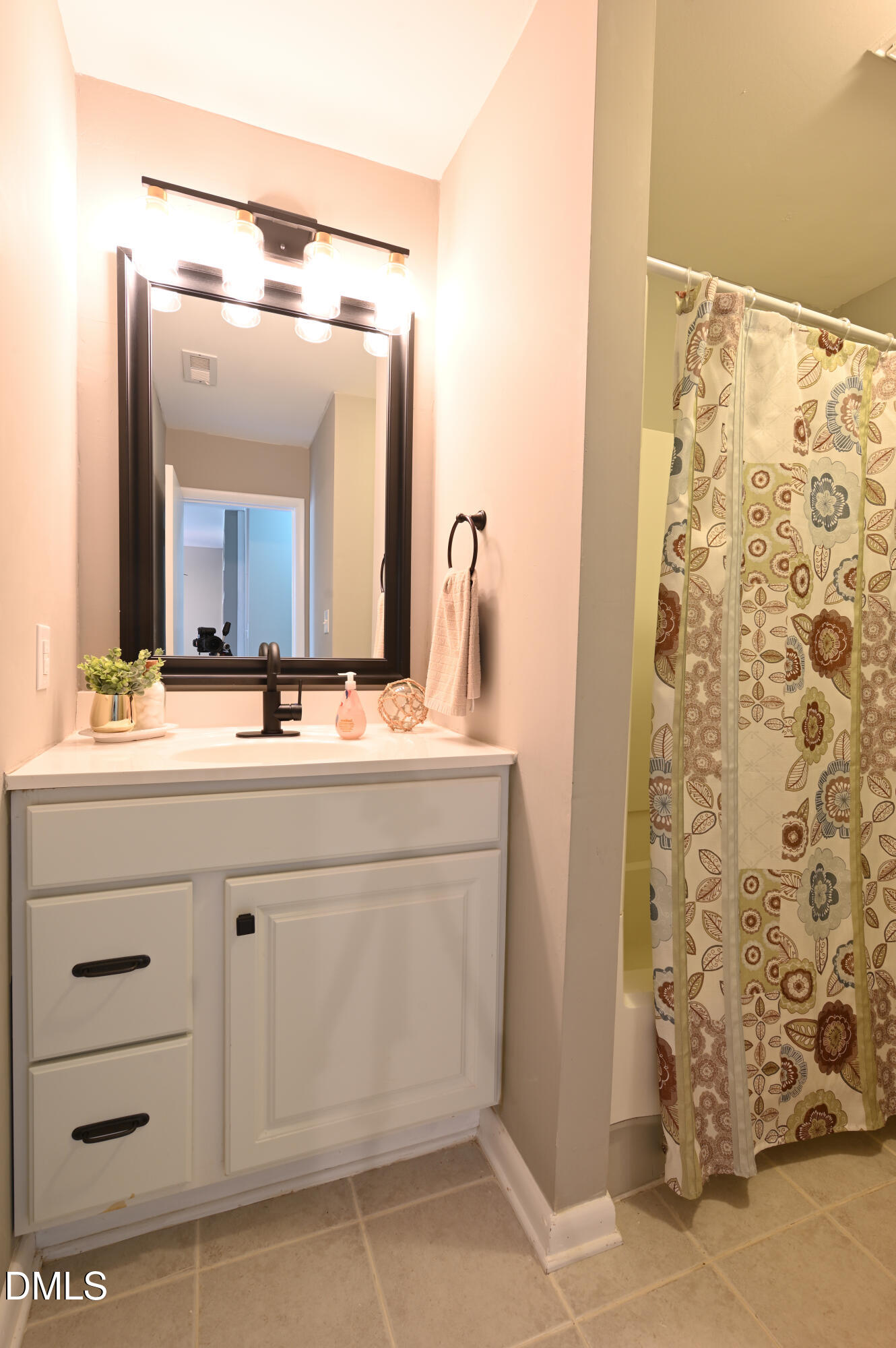 4100 Five Oaks Drive Unit 39 Property Photo 19