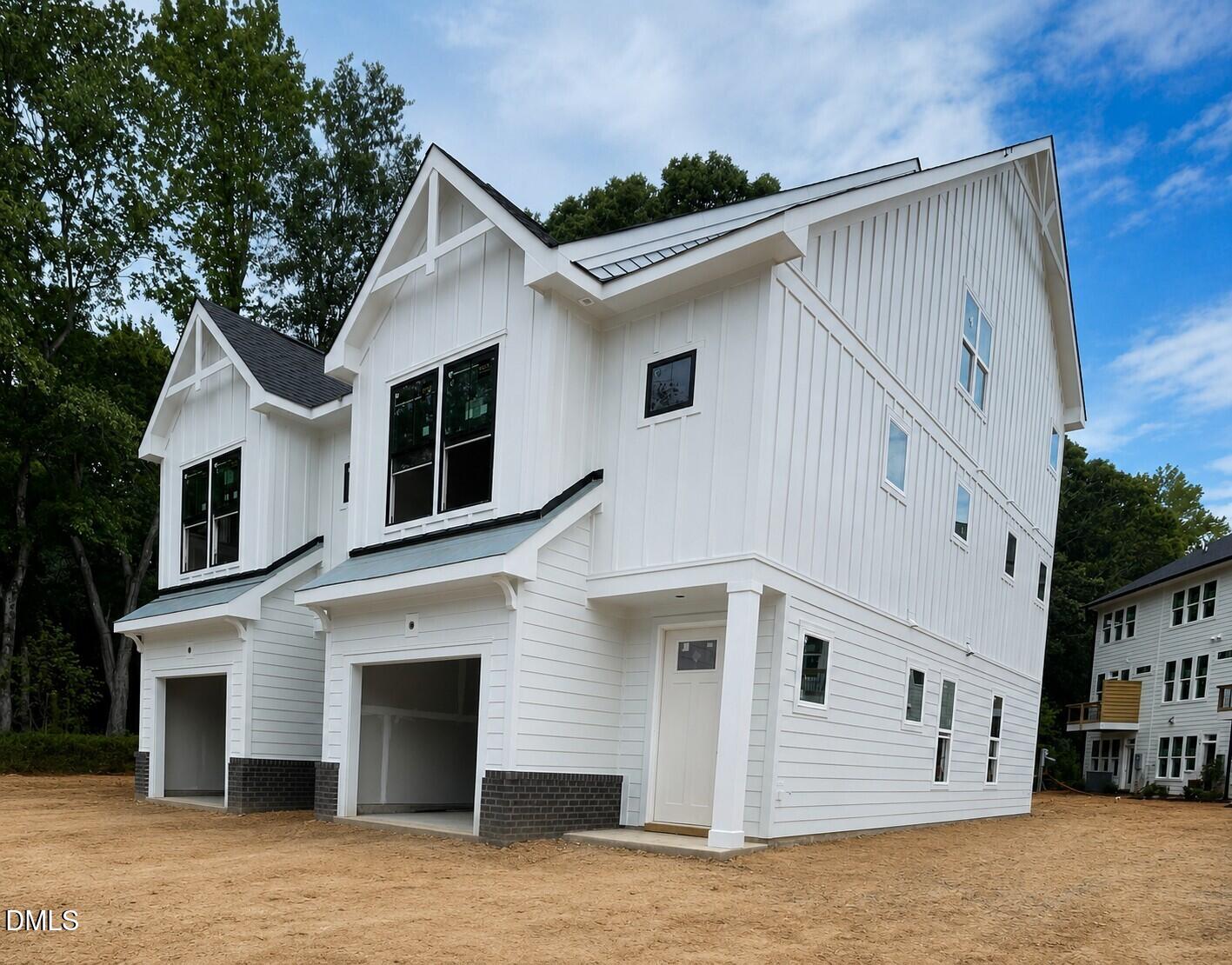615 Cable Court Property Photo 1