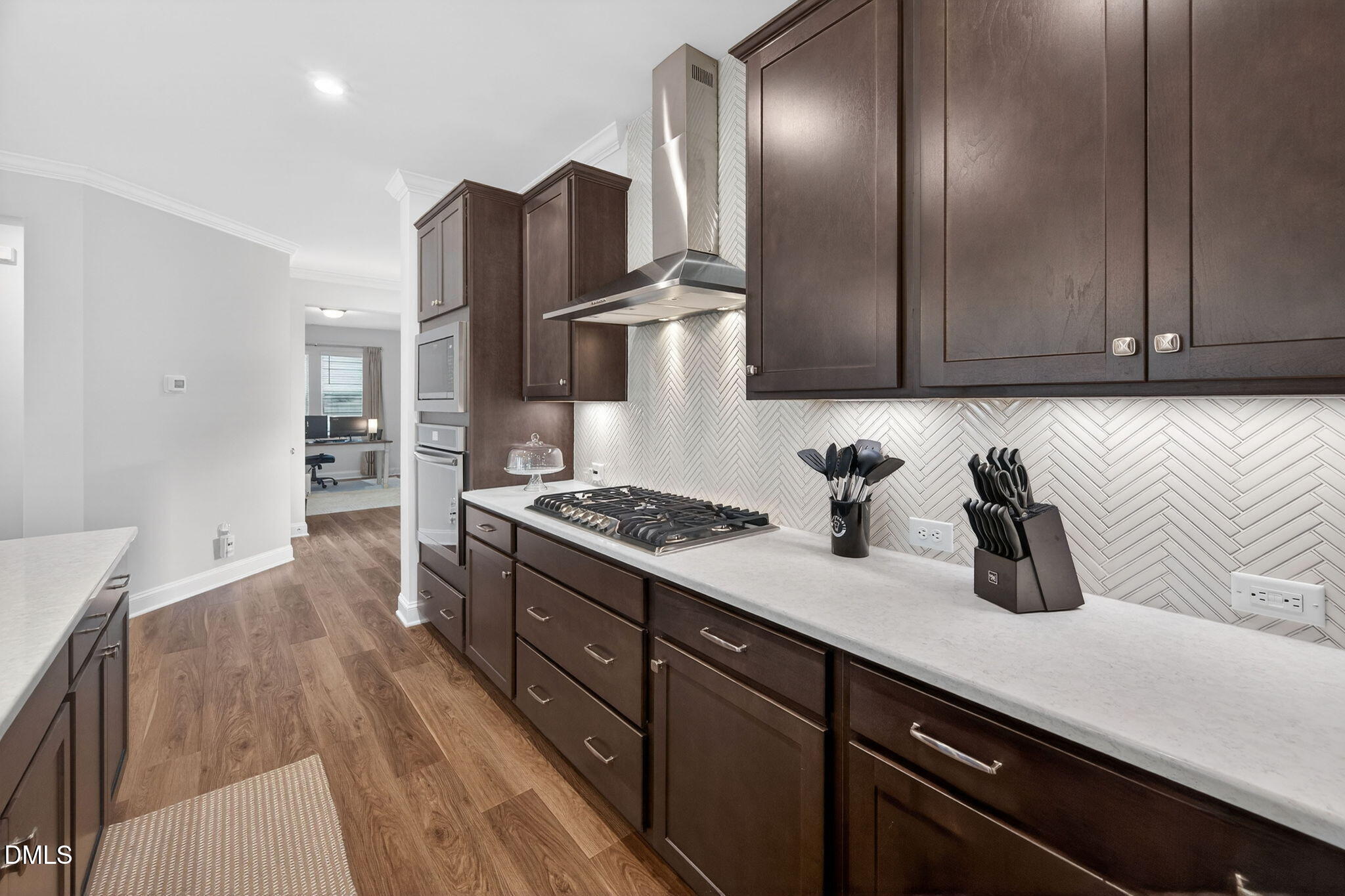 466 Serenity Walk Parkway Property Photo 3