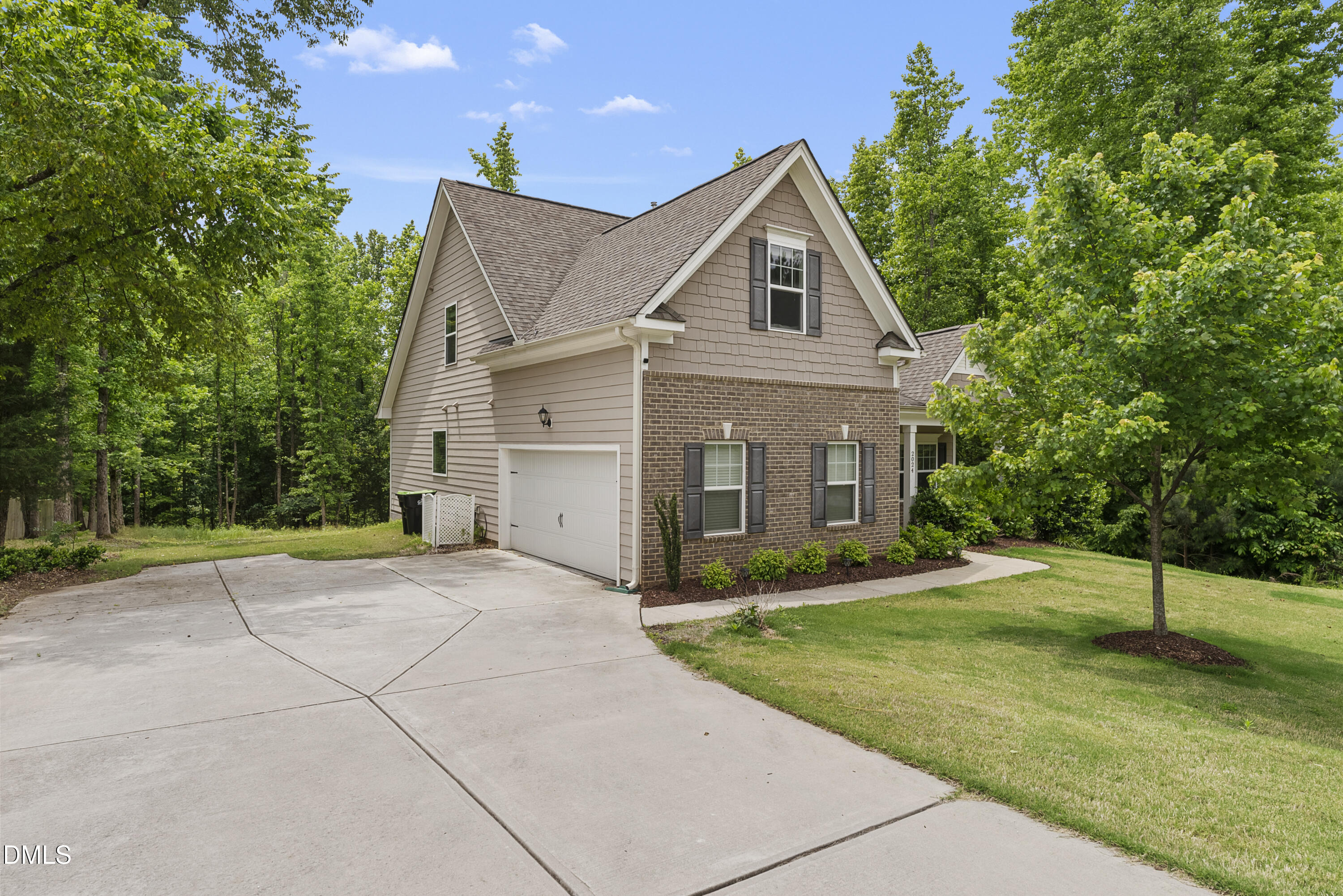 2024 Delphi Way Property Photo 2