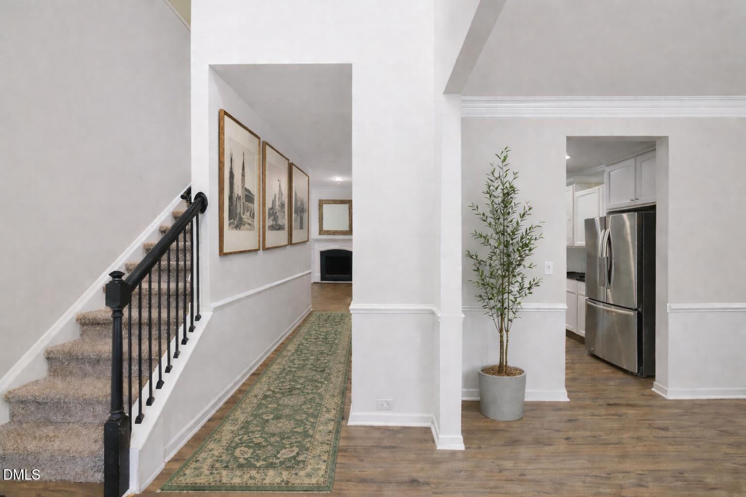 2024 Delphi Way Property Photo 7
