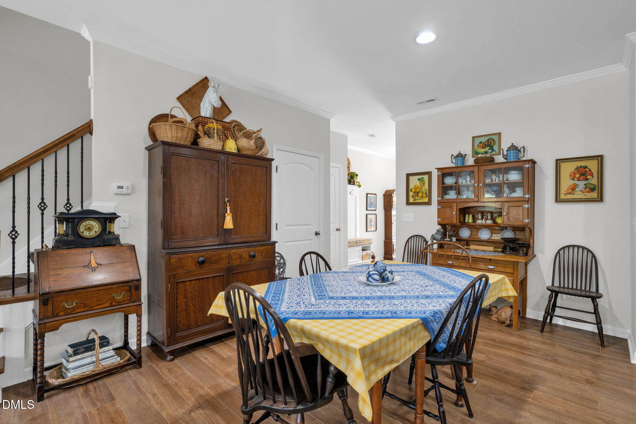 1013 New Creek Way Property Photo 7