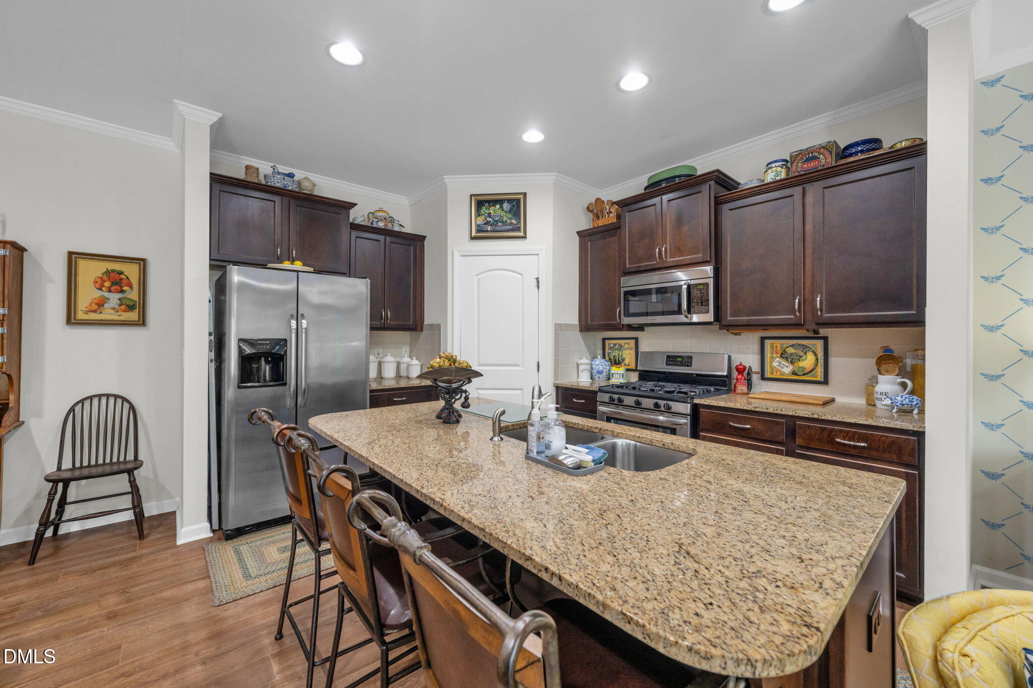 1013 New Creek Way Property Photo 11