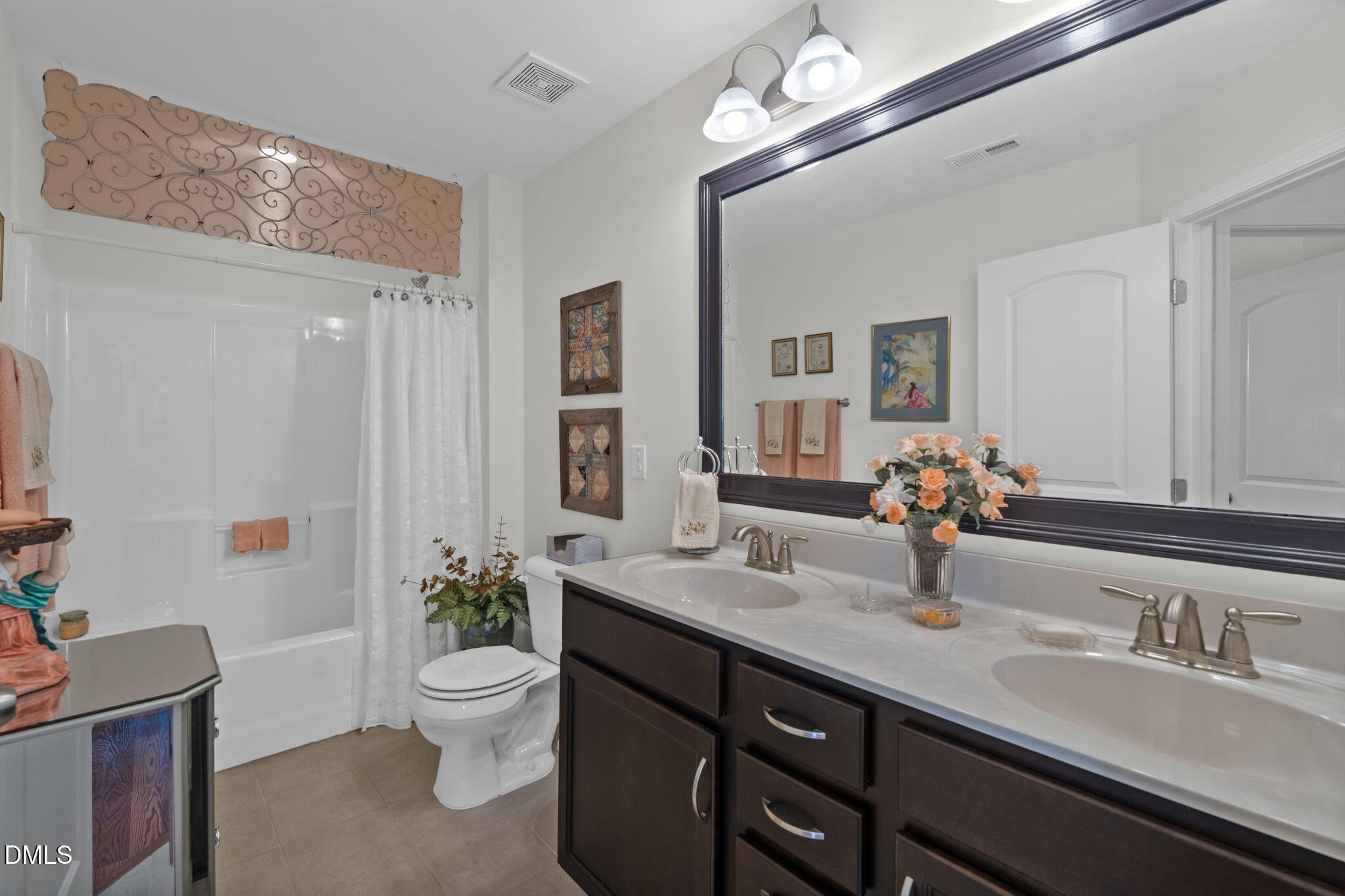 1013 New Creek Way Property Photo 27