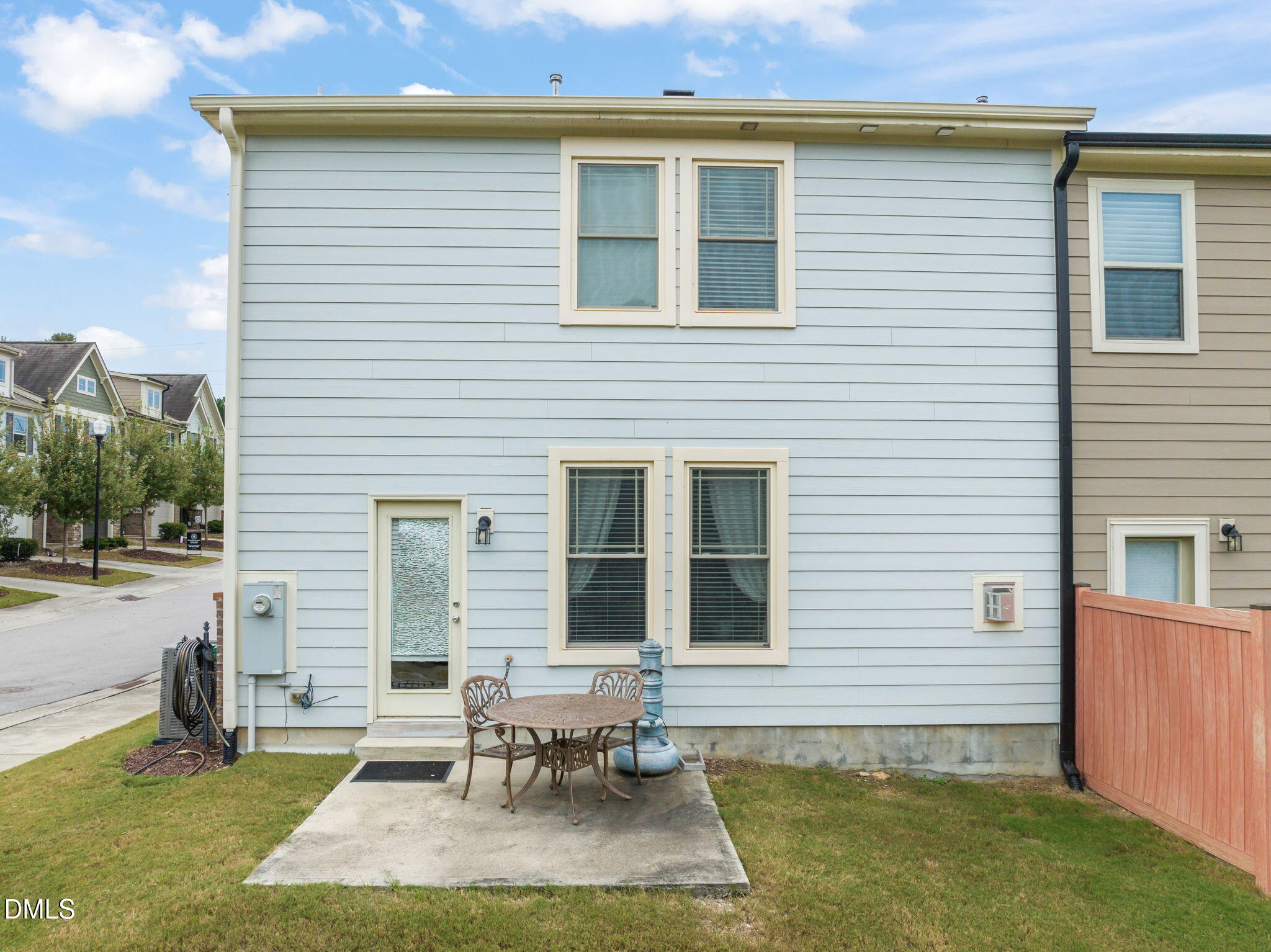 1013 New Creek Way Property Photo 29