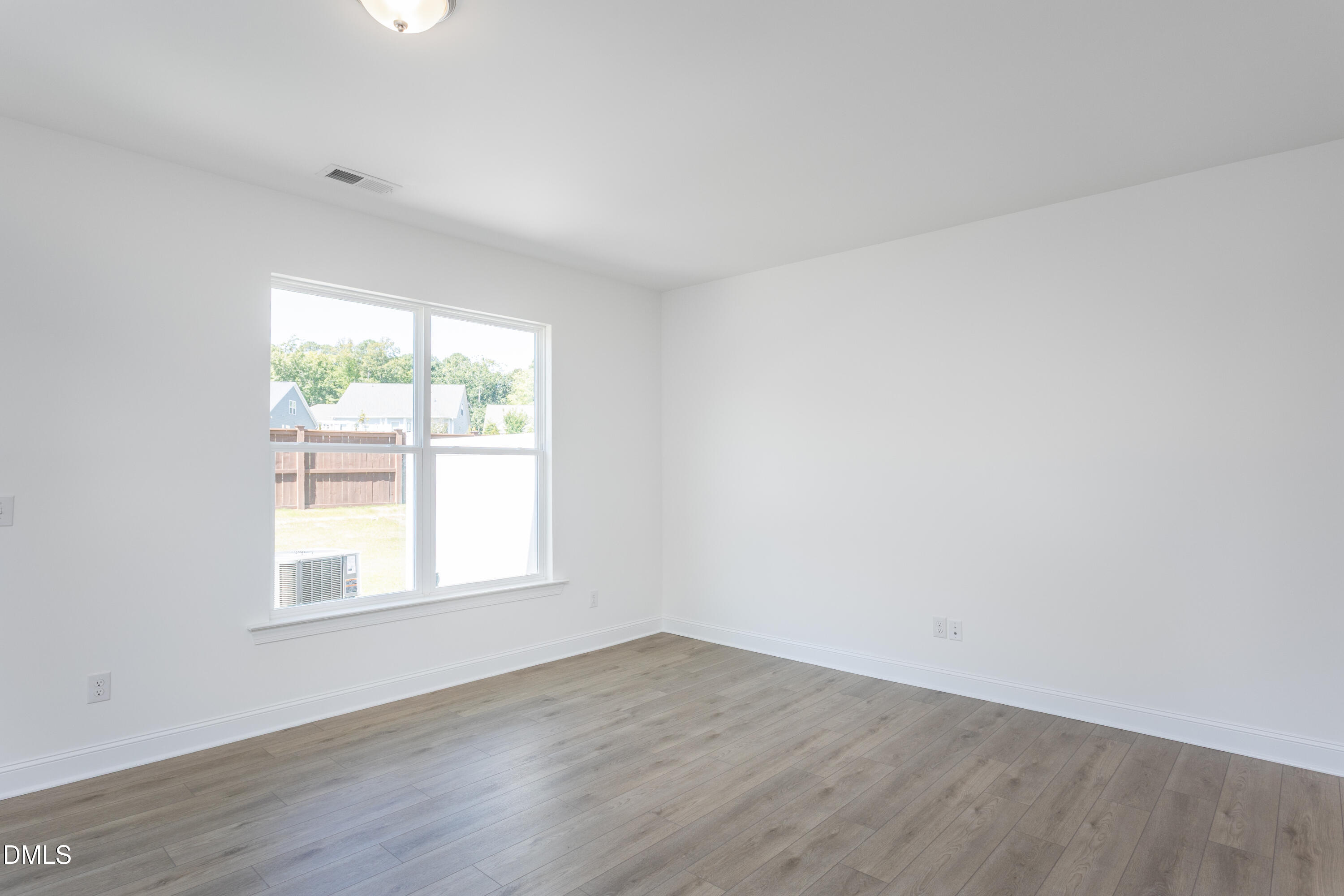 5405 Running Fox Lane Property Photo 11