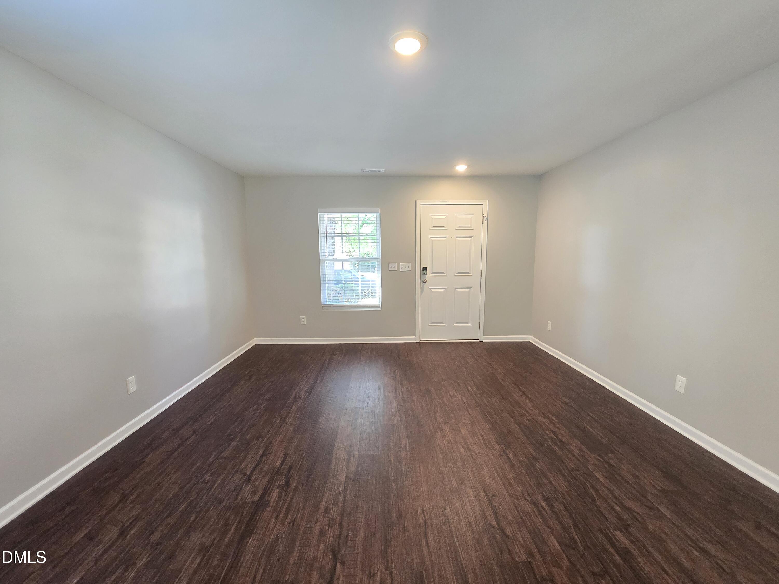 607 Pebblestone Drive Property Photo 3