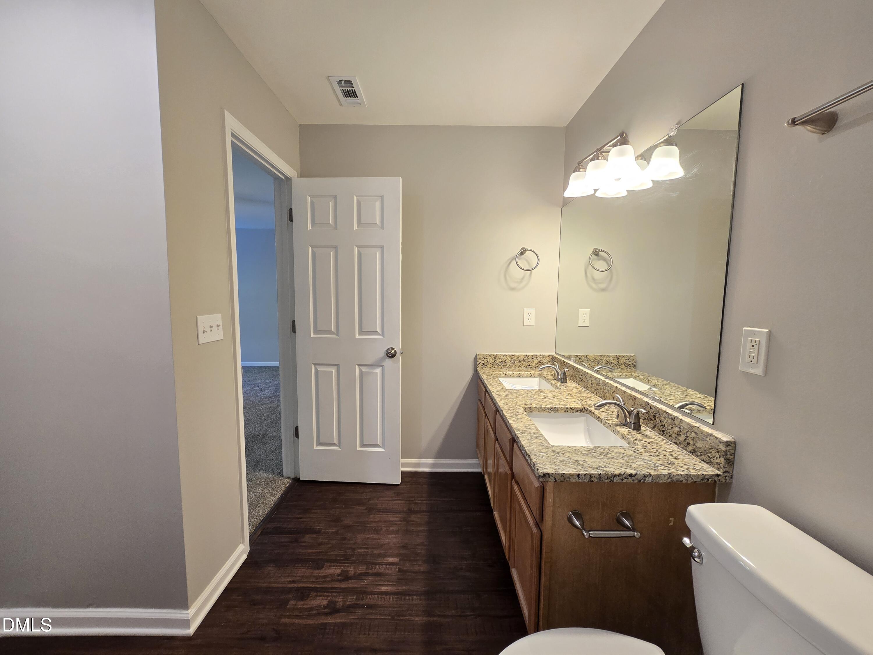 607 Pebblestone Drive Property Photo 12