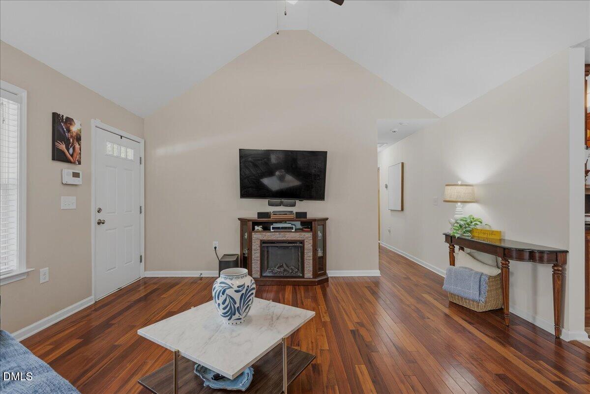 901 Dorothy Sanders Way Property Photo 7