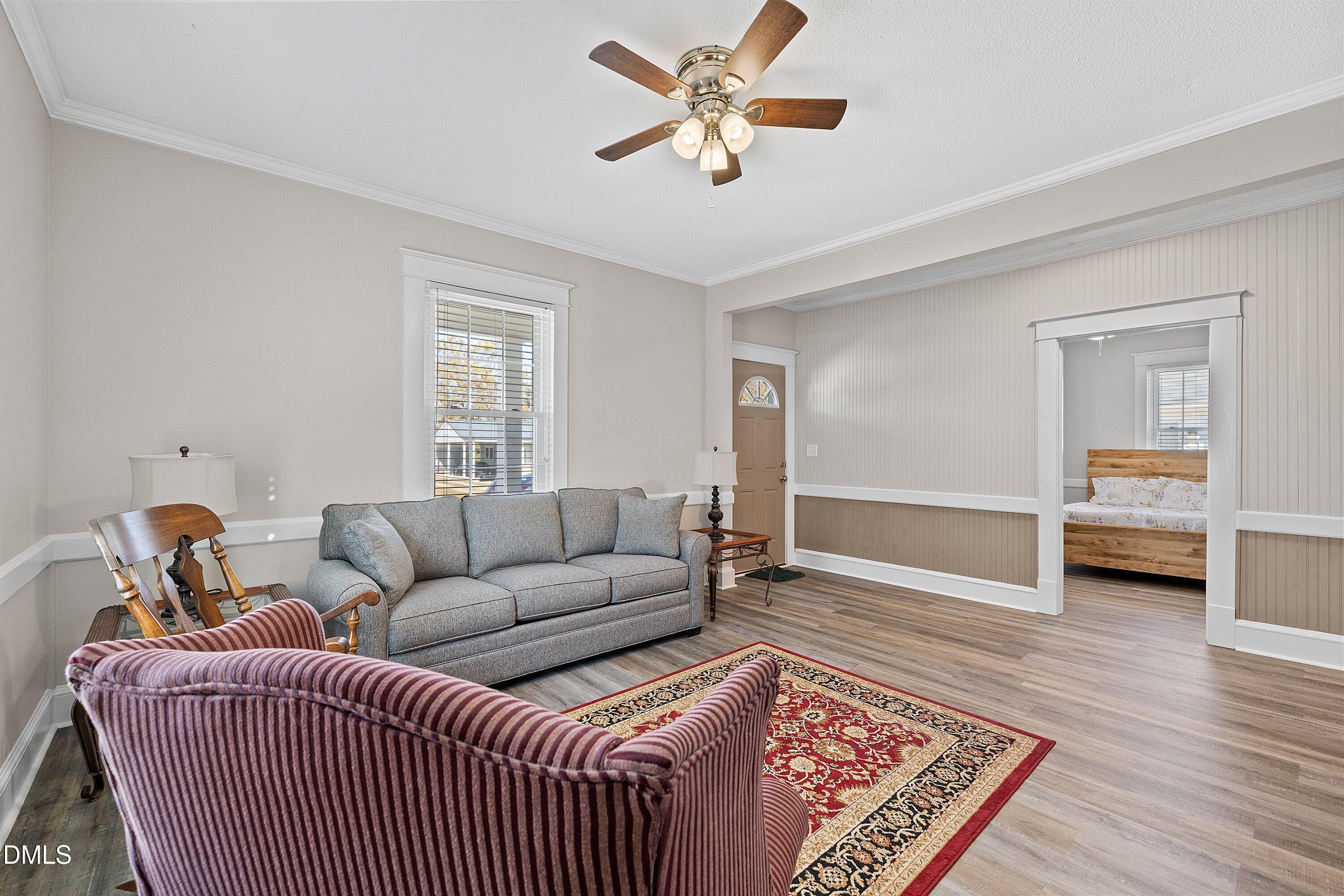 403 W E Street Property Photo 8