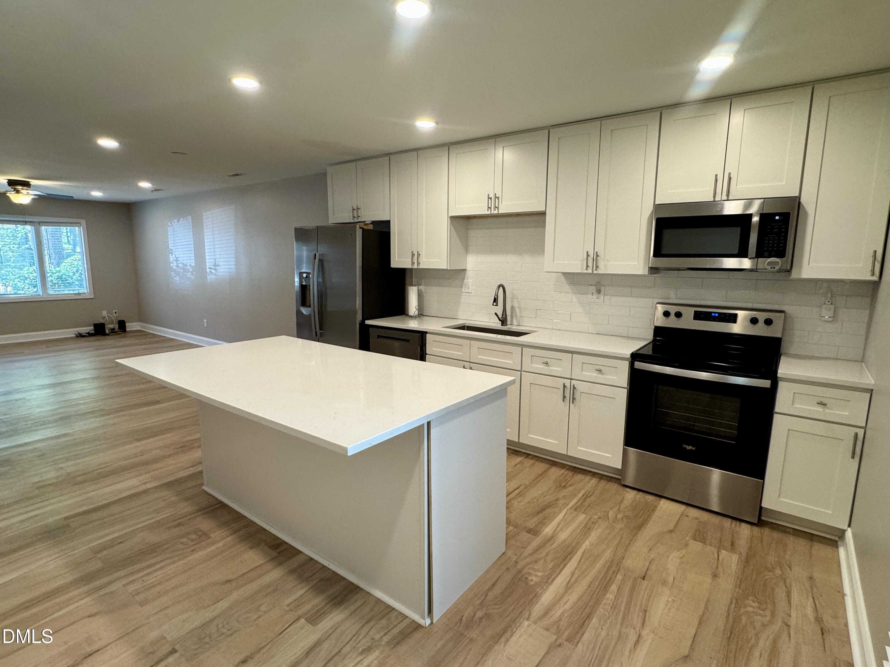 7925 Brown Bark Place Property Photo 5