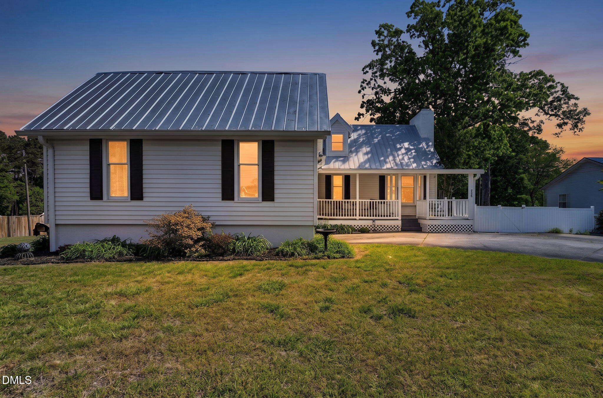 306 18th Street Property Photo 1