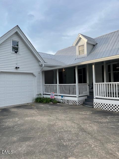 306 18th Street Property Photo 8