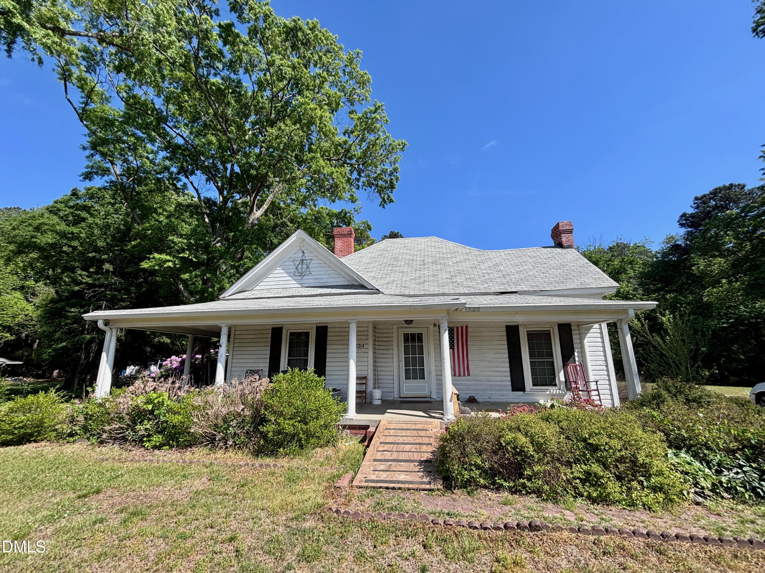 3214 Duke Homestead Road Property Photo 2