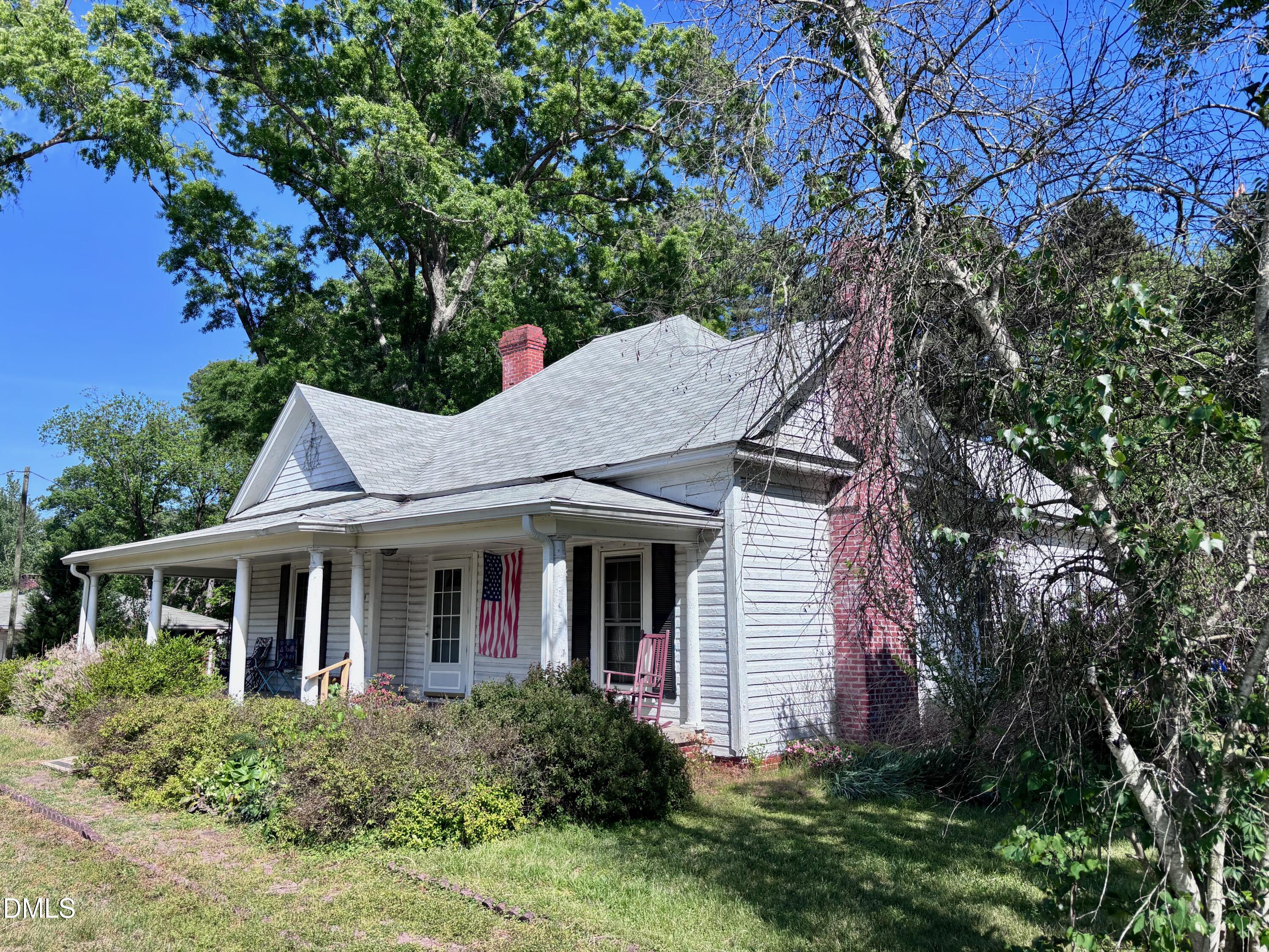 3214 Duke Homestead Road Property Photo 4