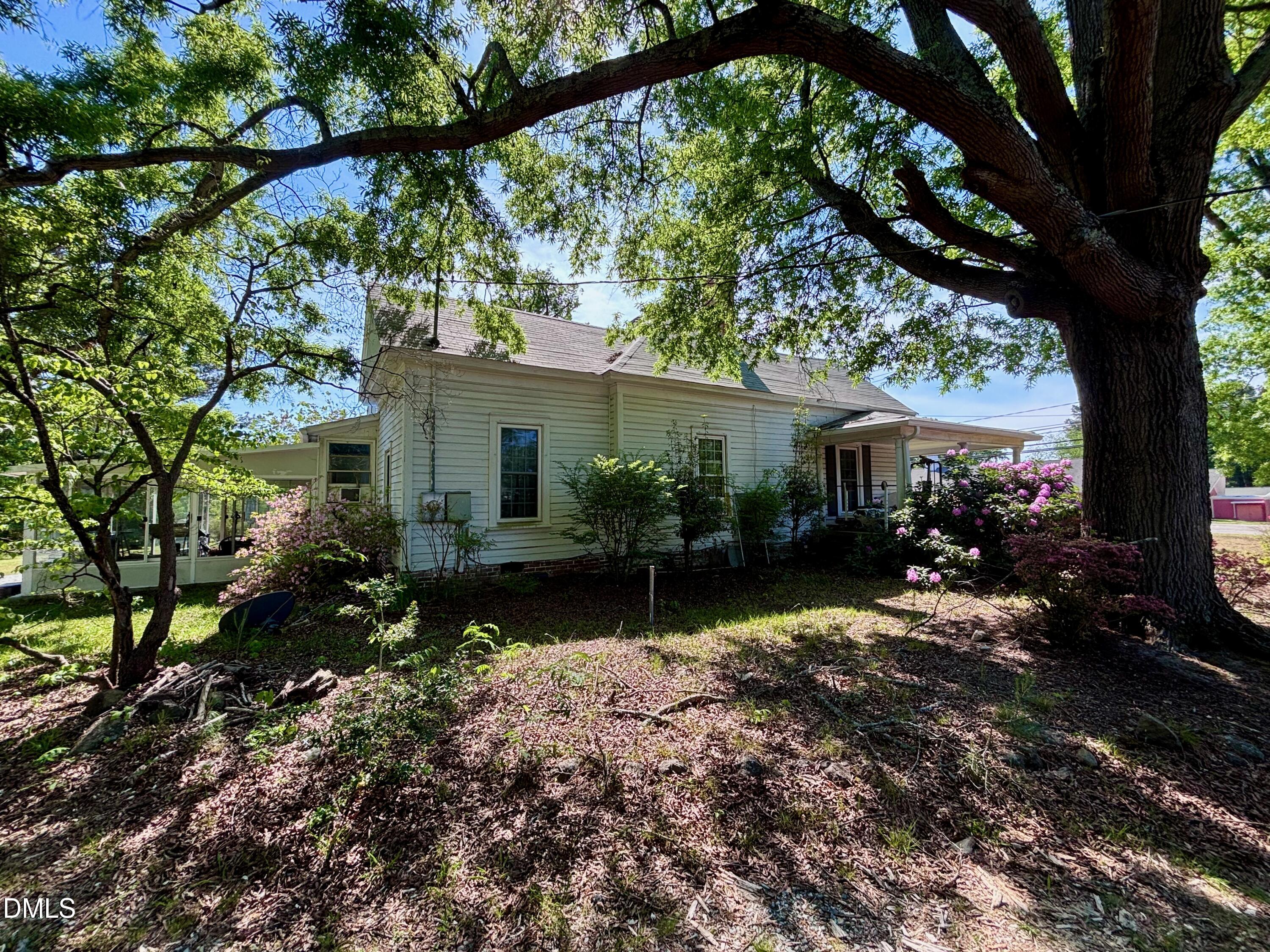 3214 Duke Homestead Road Property Photo 8